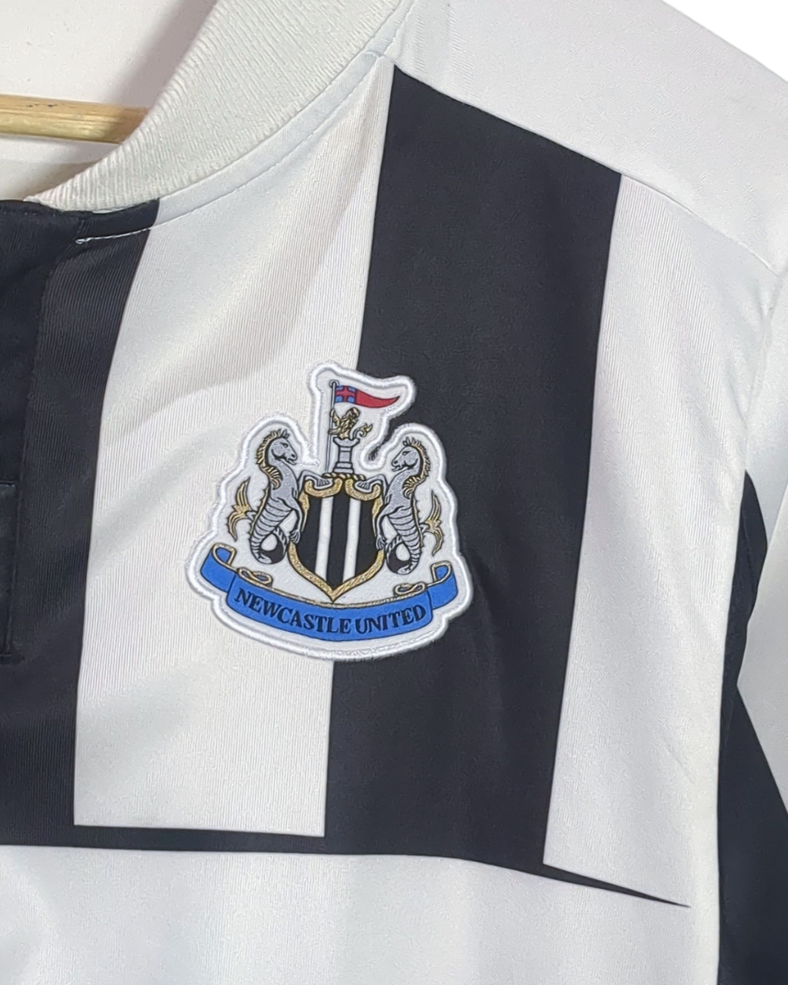 2012-13 Newcastle Puma Home Shirt - (M)