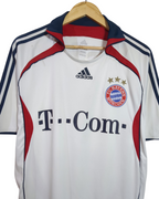 2006-07 Bayern Munich Adidas Away Shirt #17 Van Bommel - (L)
