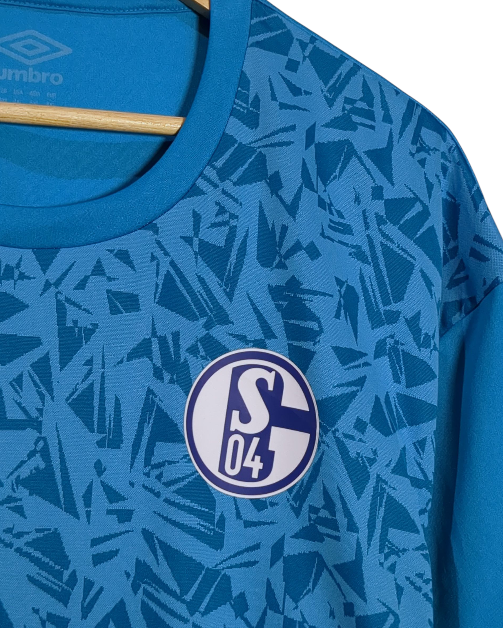 2020-21 Schalke Umbro Training Shirt - (XL)