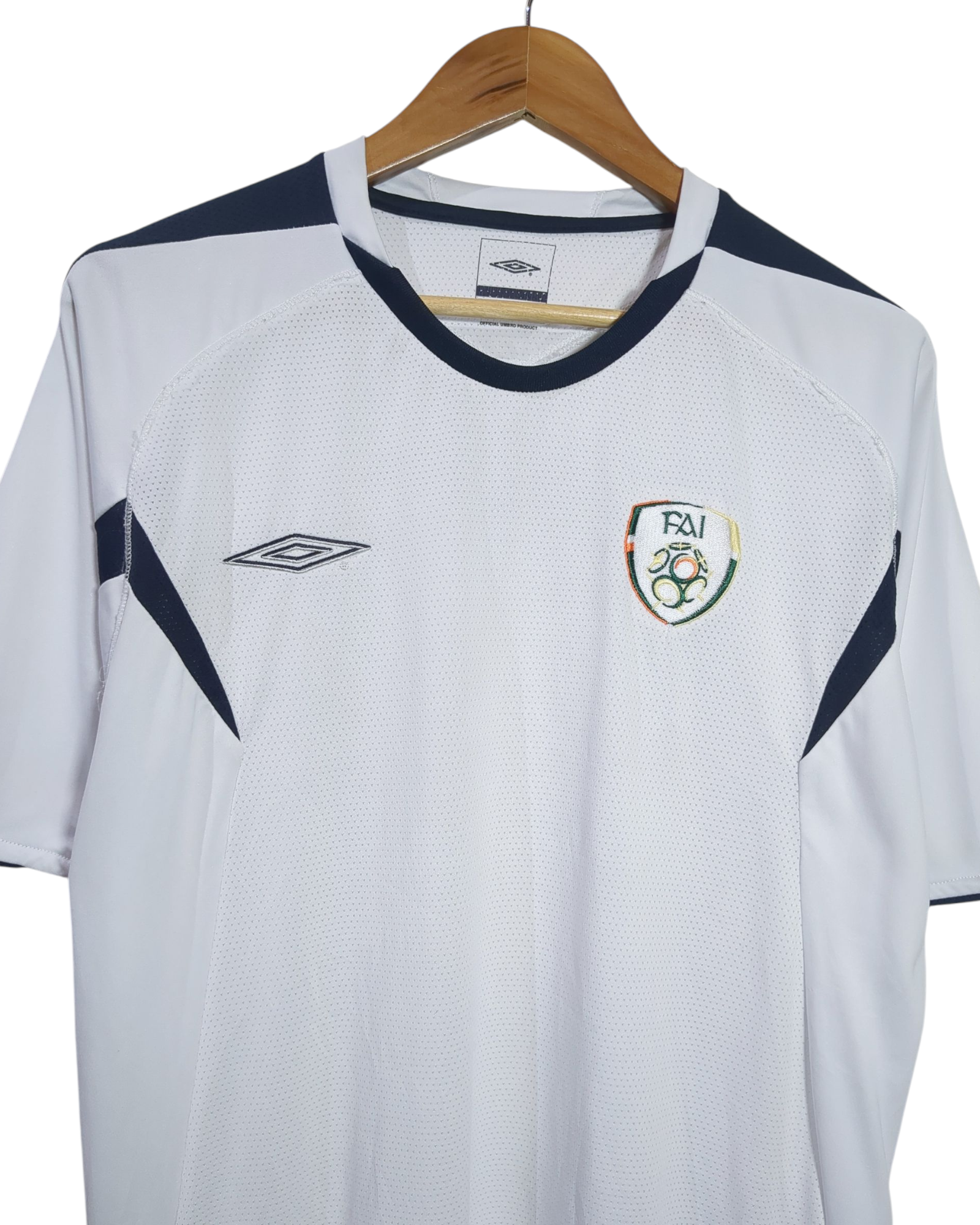2006-07 Ireland Umbro Training Shirt - (L)