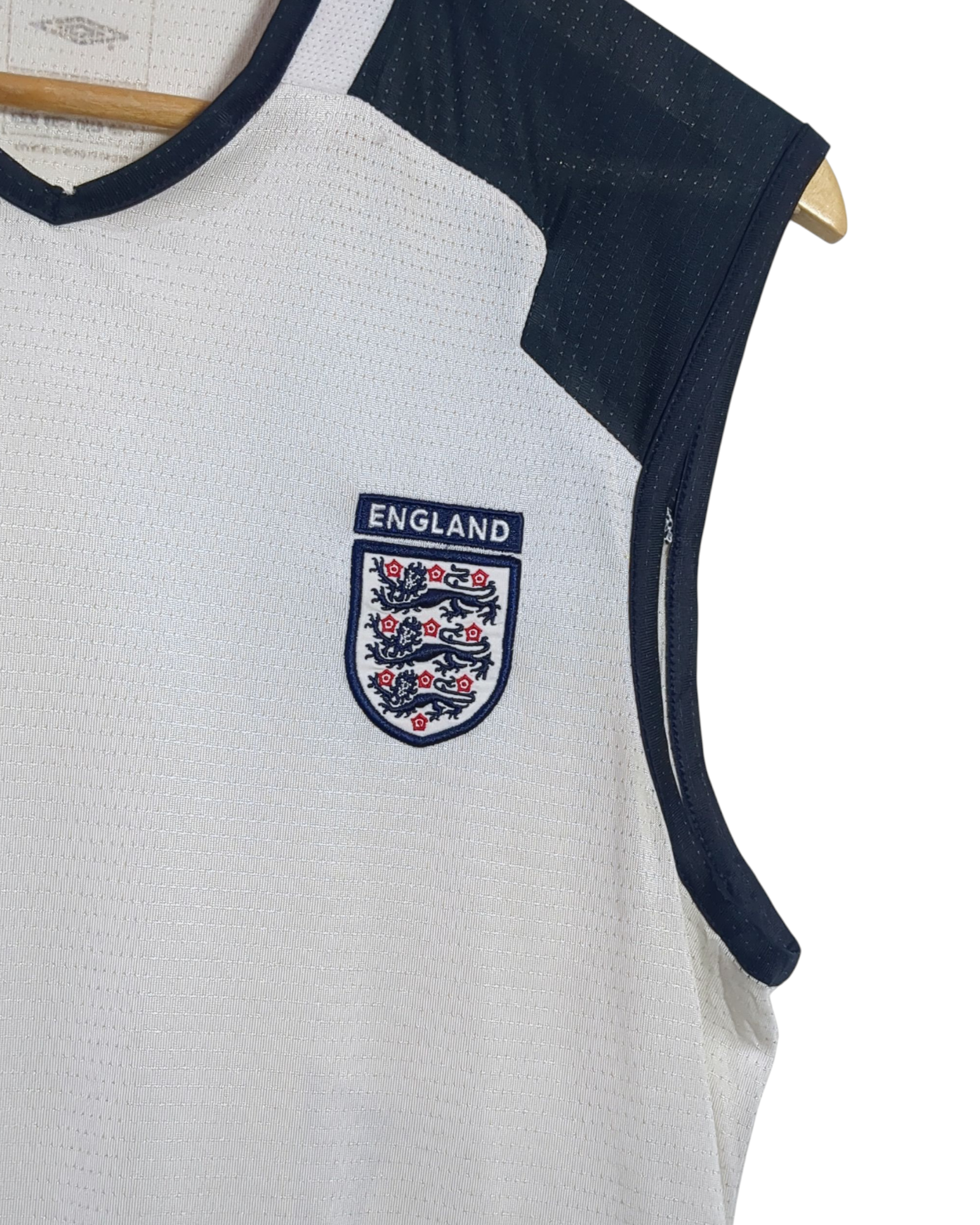 2006-07 England Umbro Training Vest - (S)