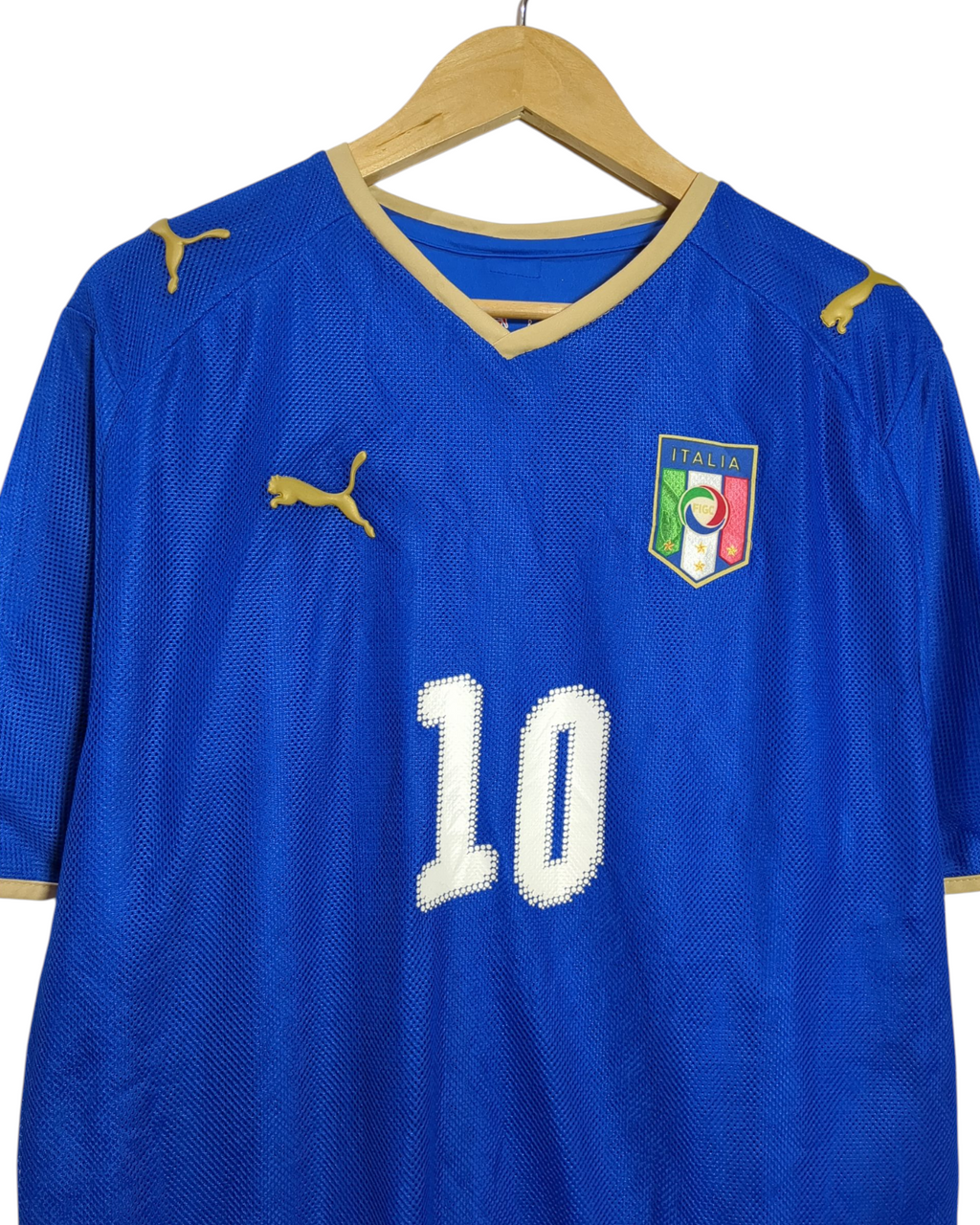 2008-09 Italy Puma Home Shirt #10 Totti - (L)