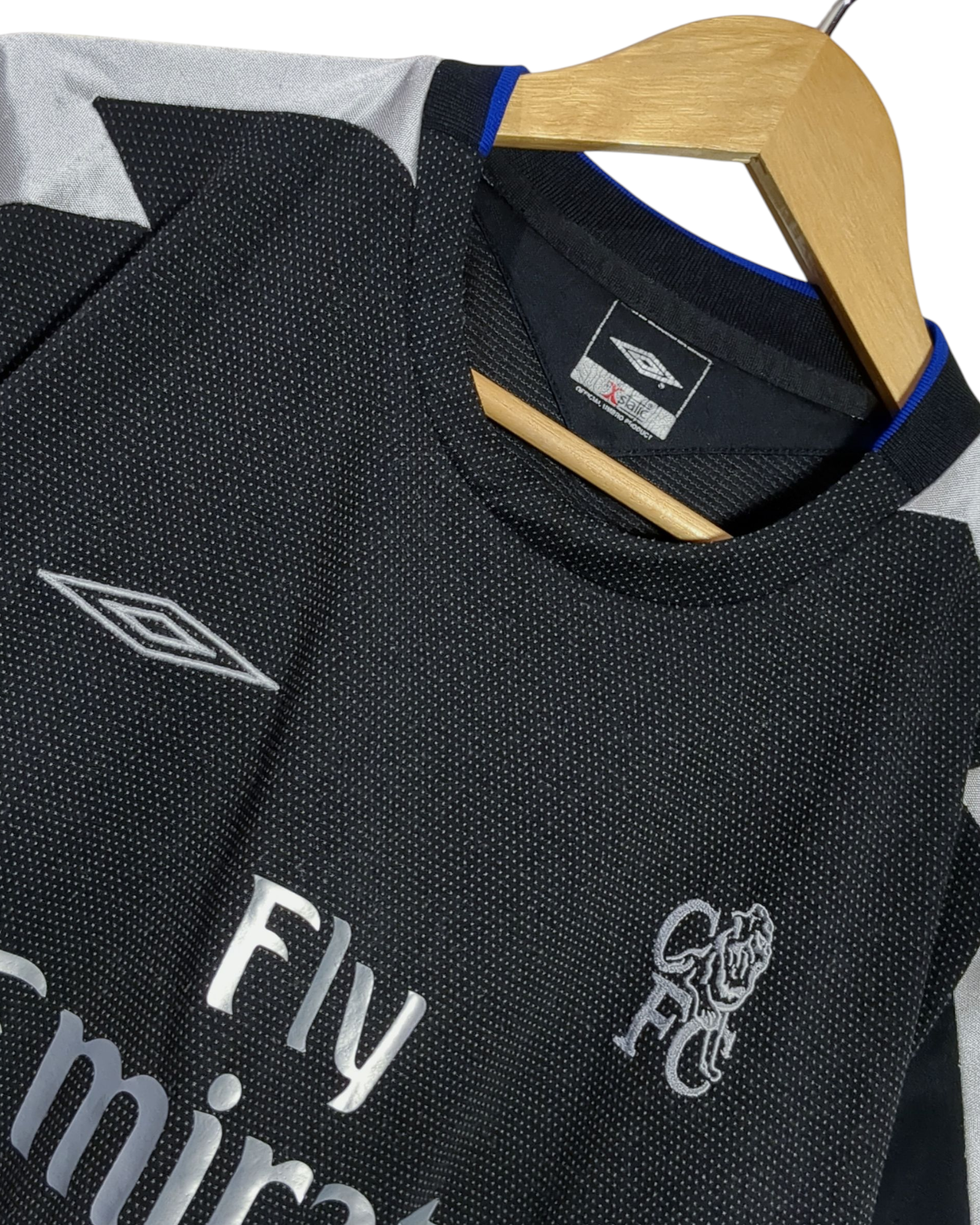 2004-05 Chelsea Umbro Away Shirt #8 Lampard - (L)