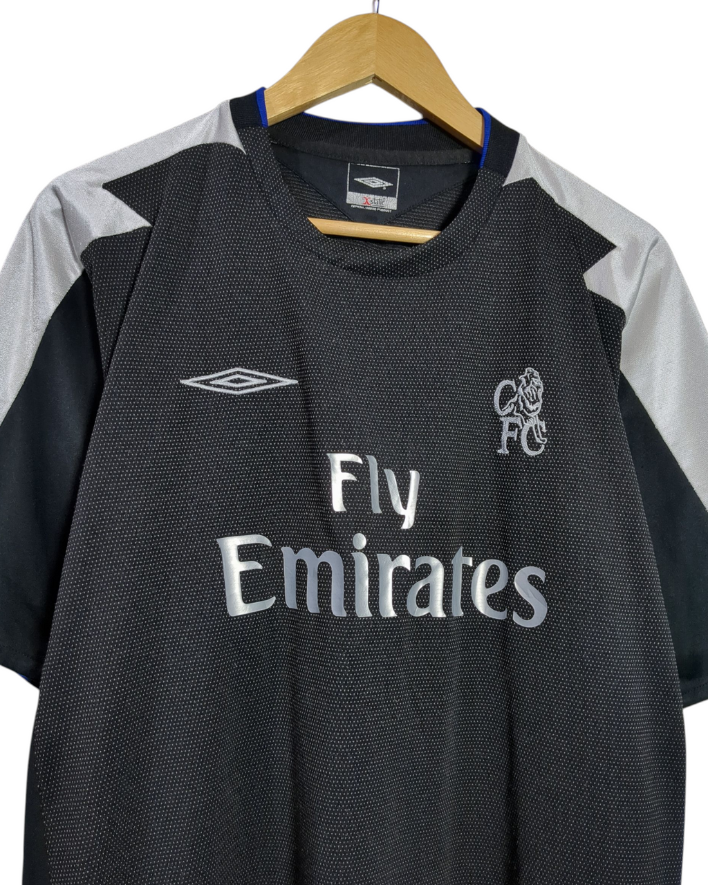 2004-05 Chelsea Umbro Away Shirt #8 Lampard - (L)