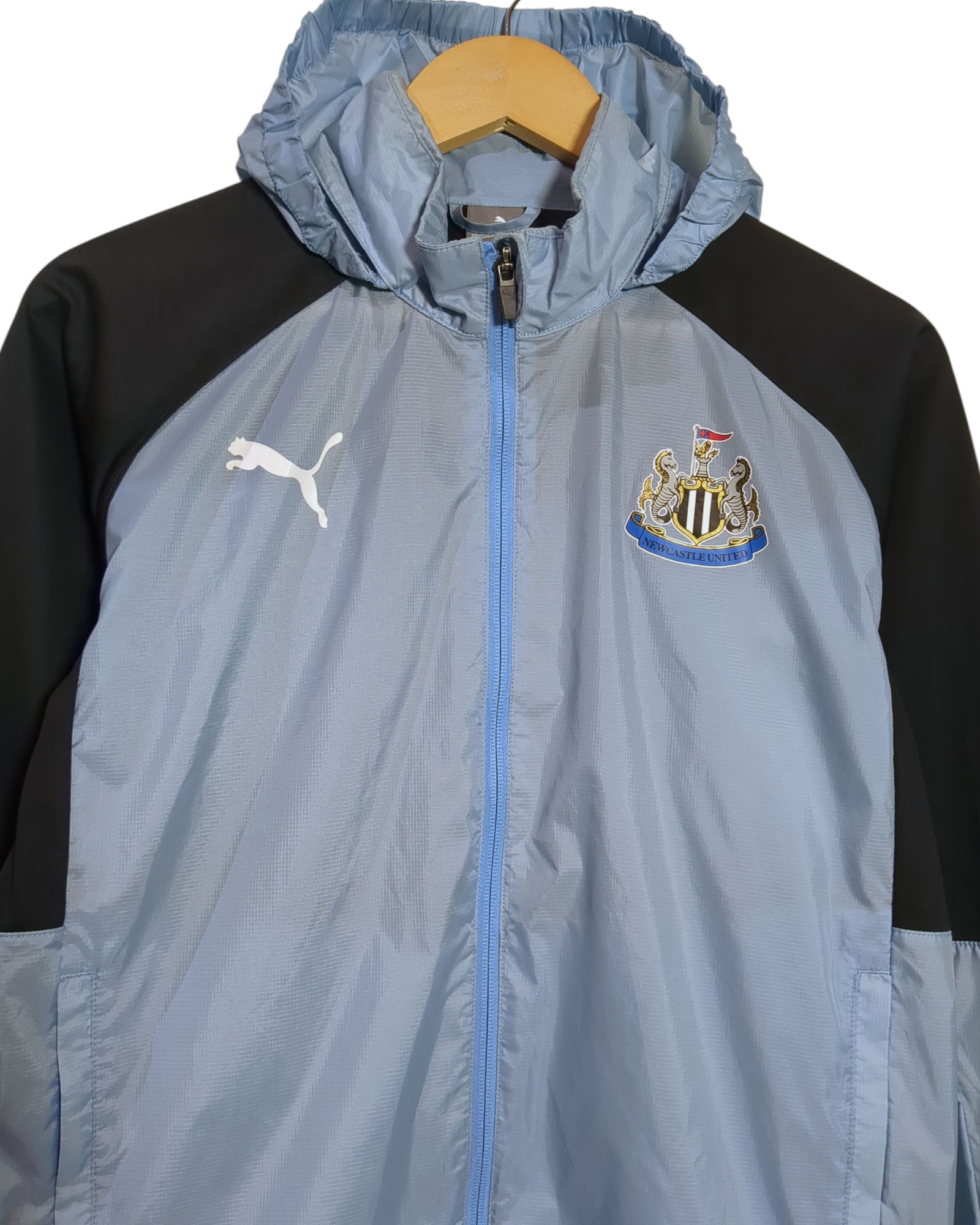 2017-18 Newcastle Puma Hooded Track Jacket - (XL.Boys)