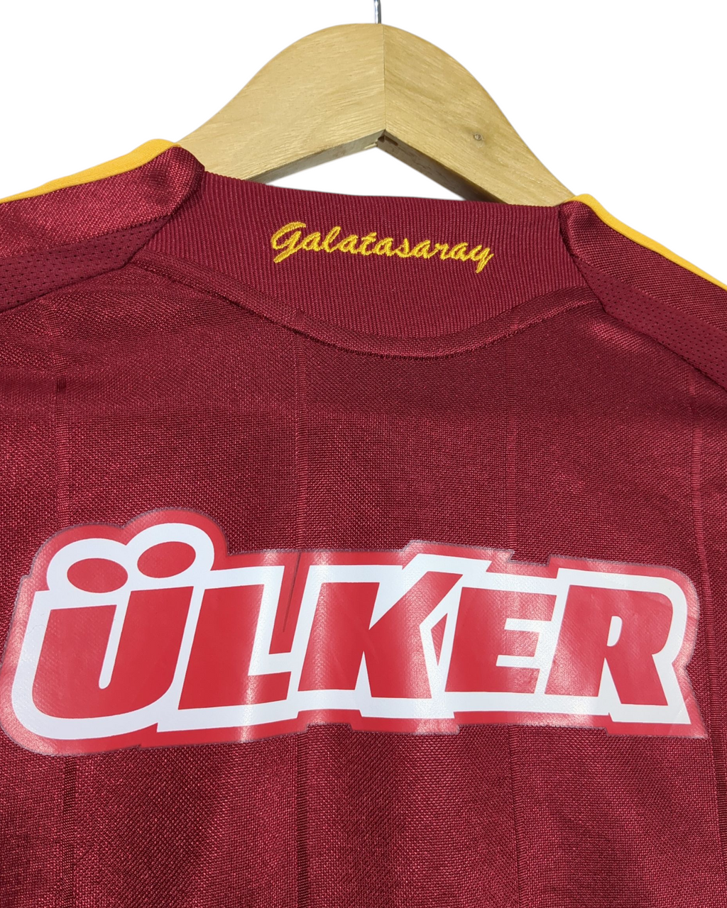 2009-10 Galatasaray Adidas Fourth Shirt - (M)