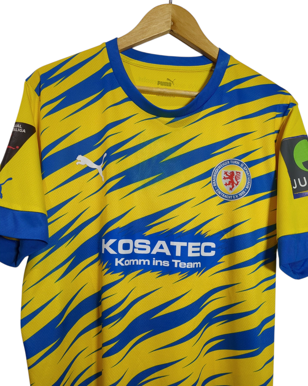 2022-23 Eintracht Braunschweig Puma Home Shirt - (L)