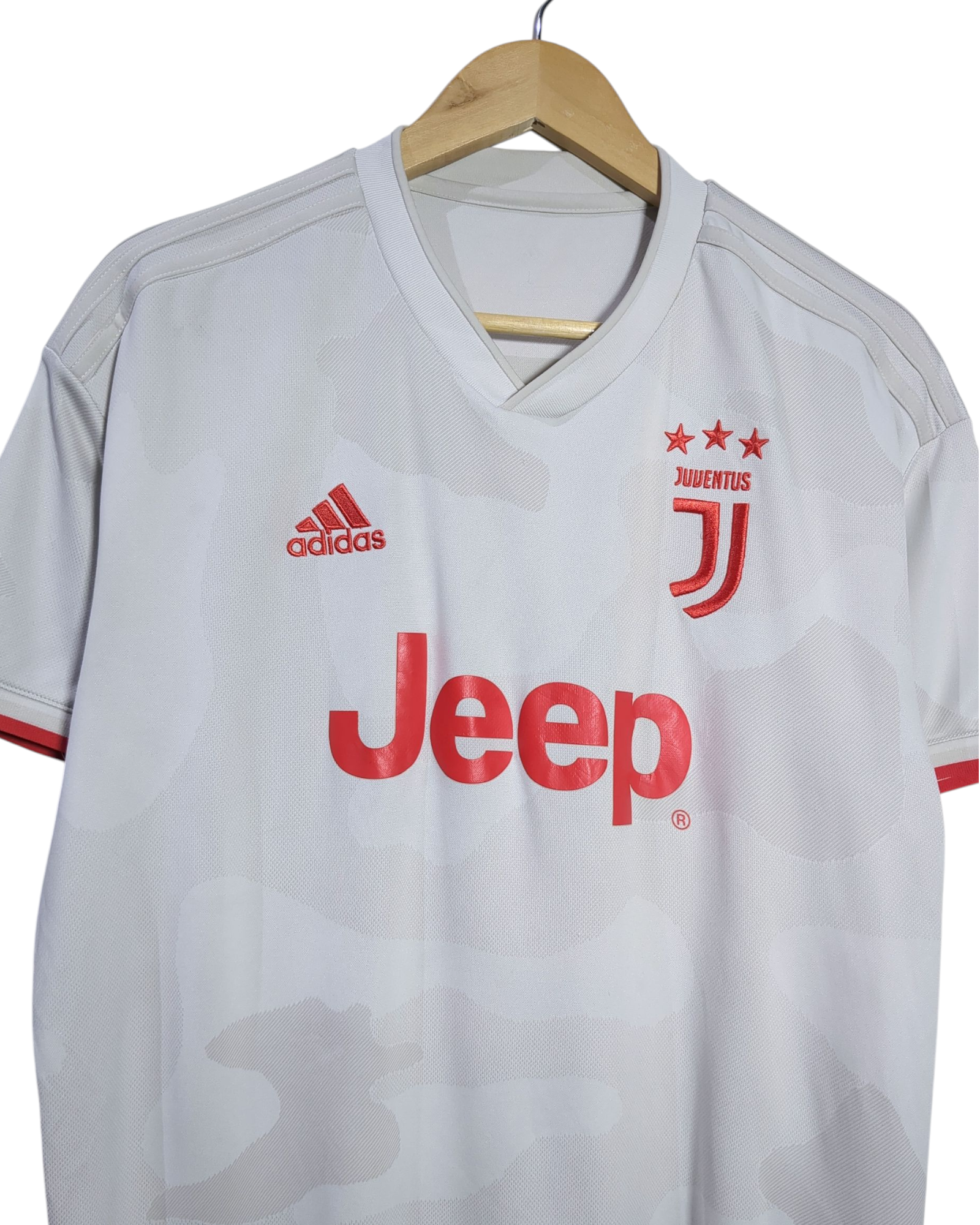2019-20 Juventus Adidas Away Shirt - (L)