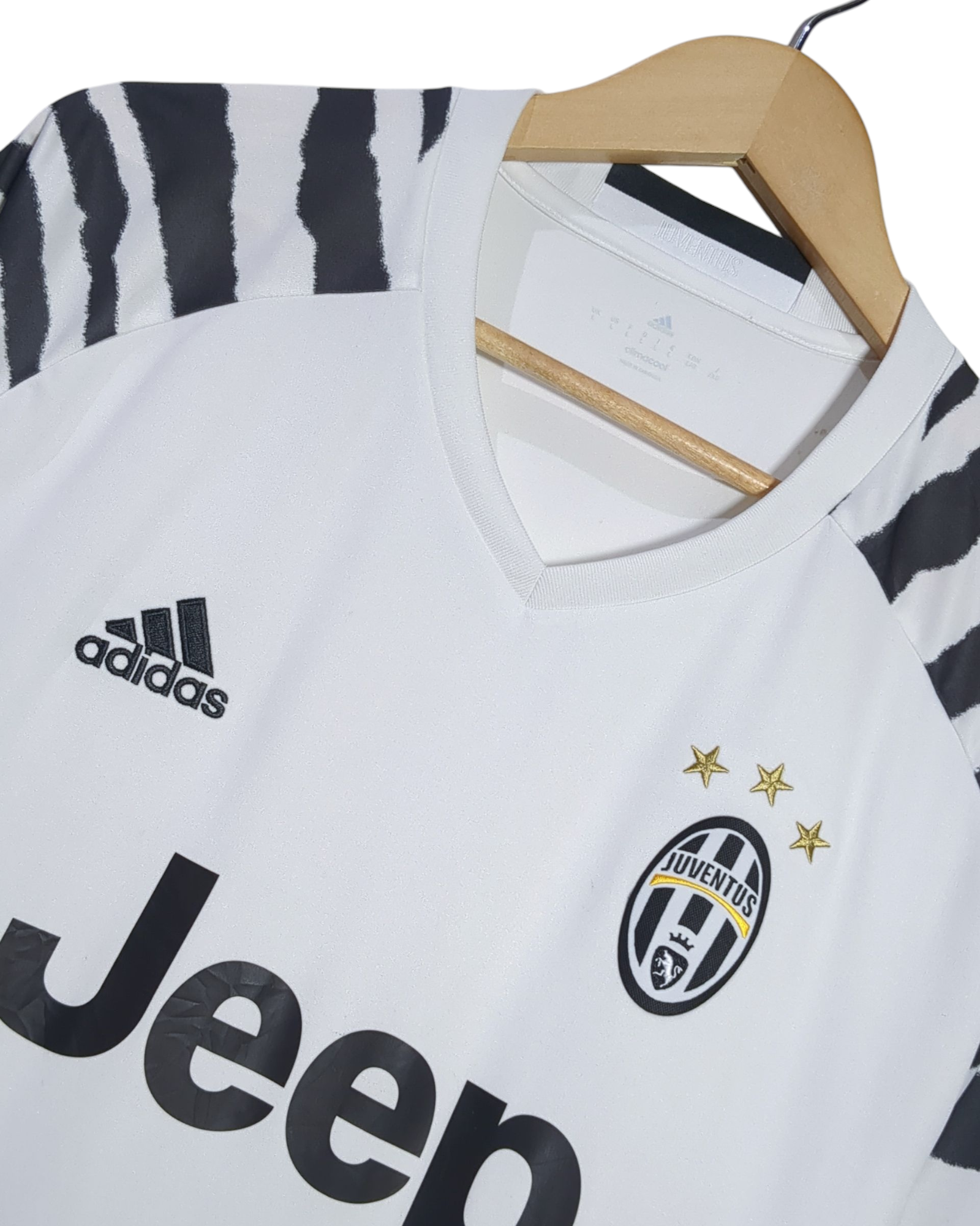 2016-17 Juventus Adidas Third Shirt - (L)