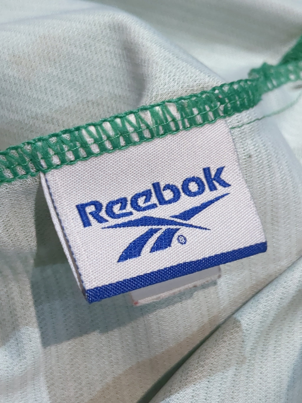 1999-00 Liverpool Reebok Away Shirt - (L.Boys)