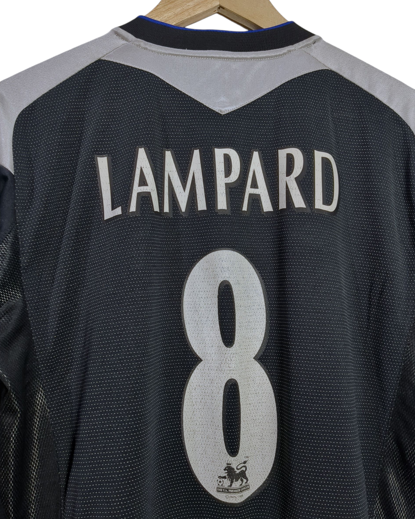 2004-05 Chelsea Umbro Away Shirt #8 Lampard - (M)