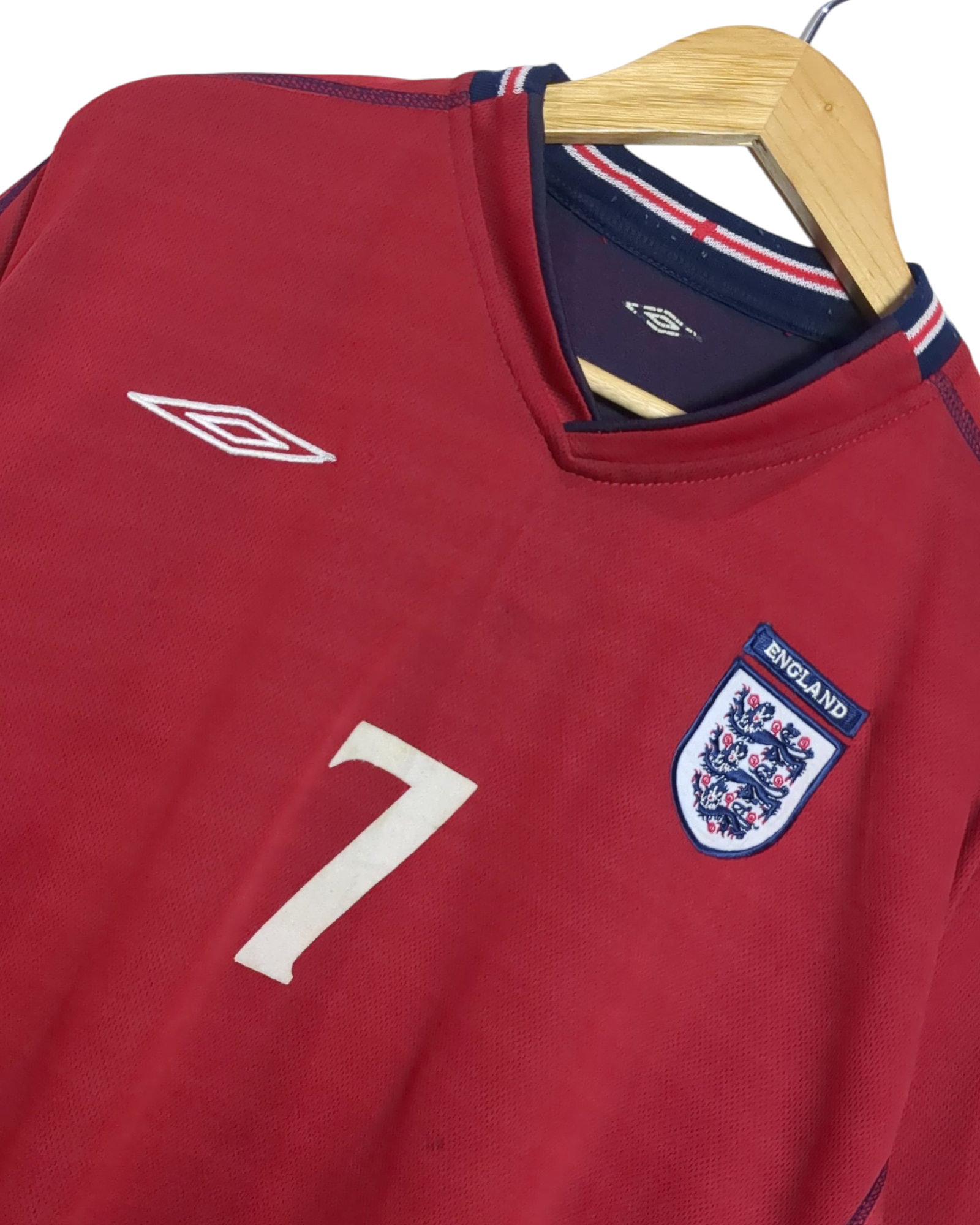 2002-04 England Umbro Reversible Away Shirt #7 Beckham - (XL)