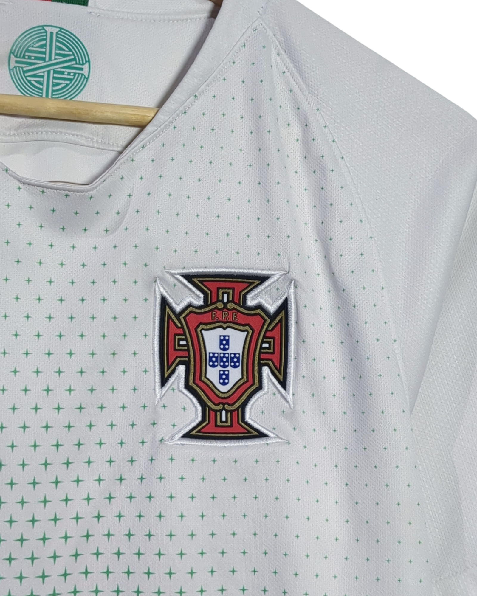 2018-19 Portugal Nike Away Shirt - (S)