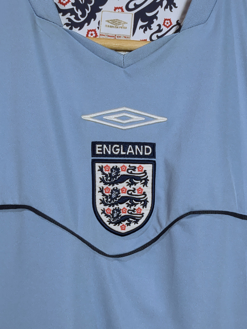 2008-09 England Umbro Training Shirt - (M)