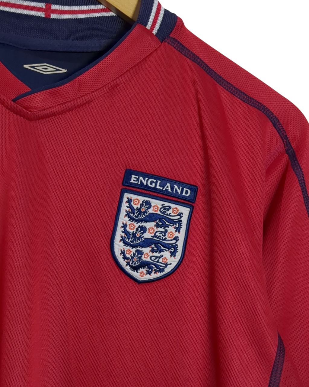2002-04 England Umbro Reversible Away Shirt - (M)