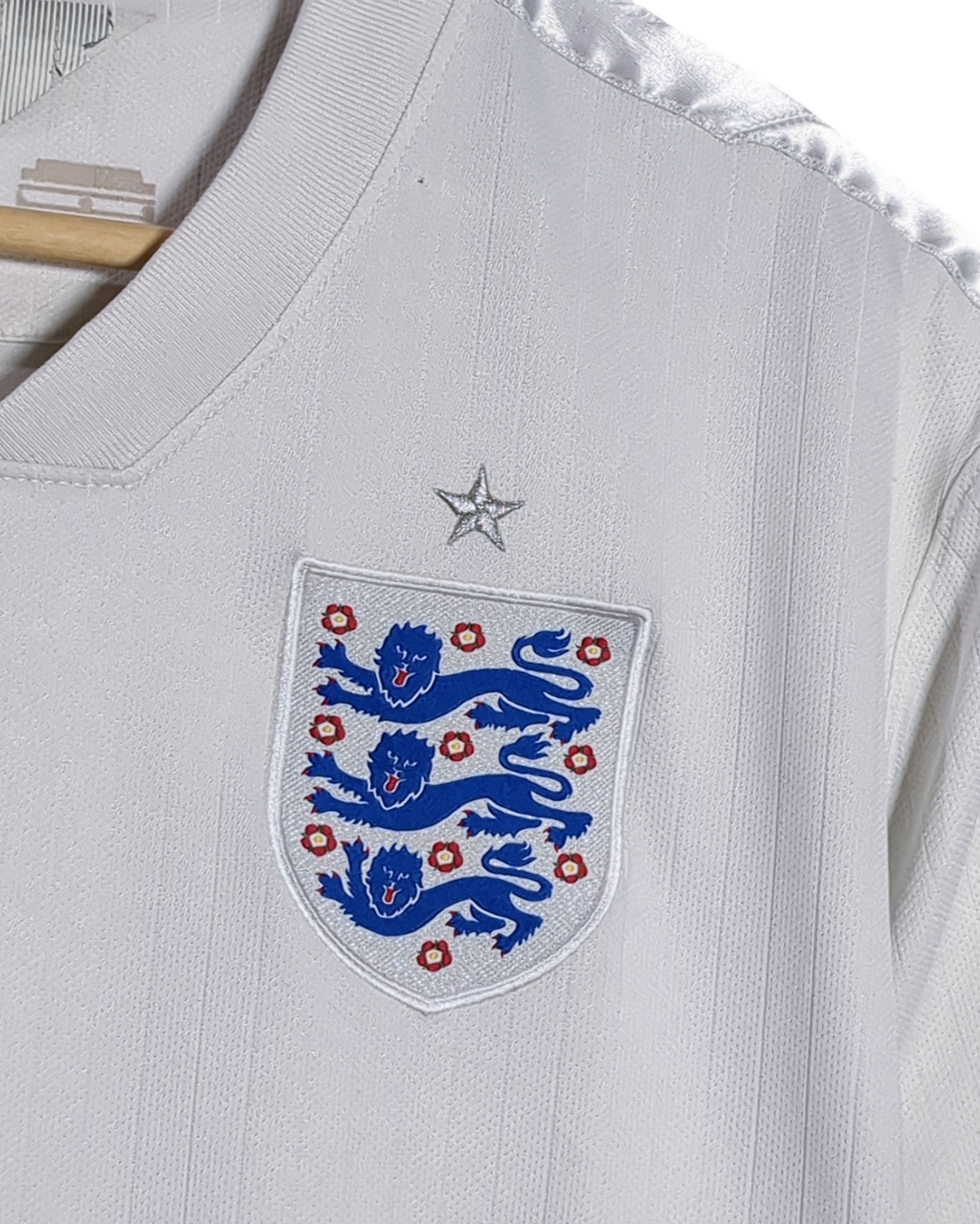 2014-15 England Nike Home Shirt - (L)