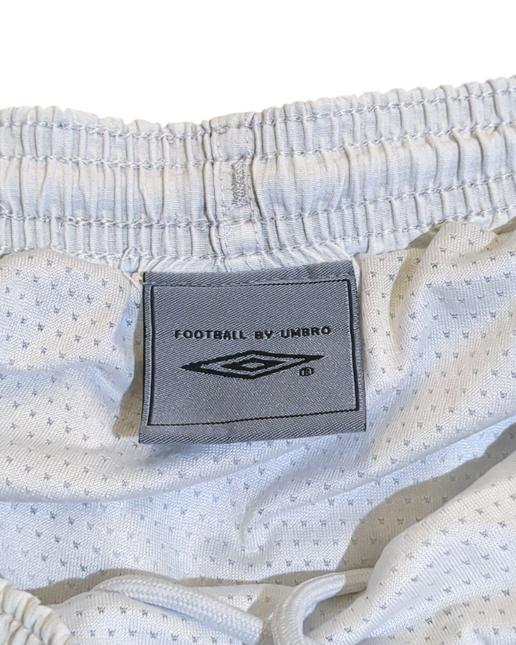 2007-08 Ireland Umbro Home Shorts - (W32 x L17)
