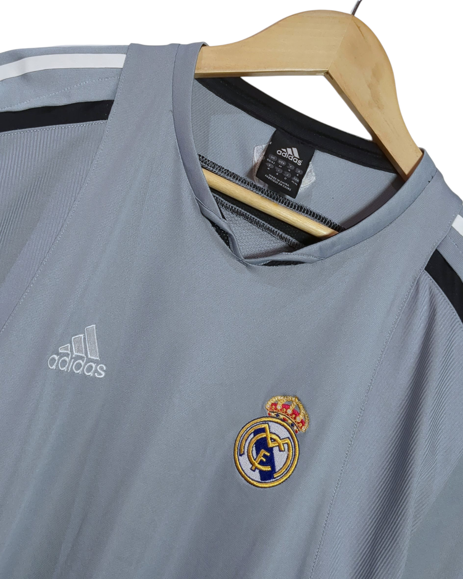 2004-05 Real Madrid Adidas Training Shirt - (L)