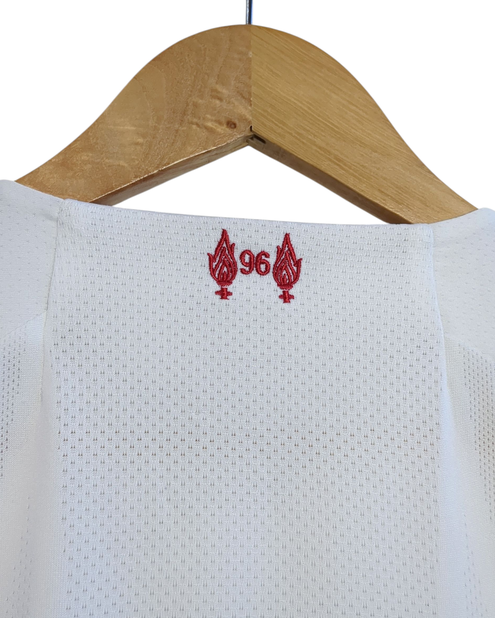 2019-20 Liverpool New Balance Away Shirt - (M)