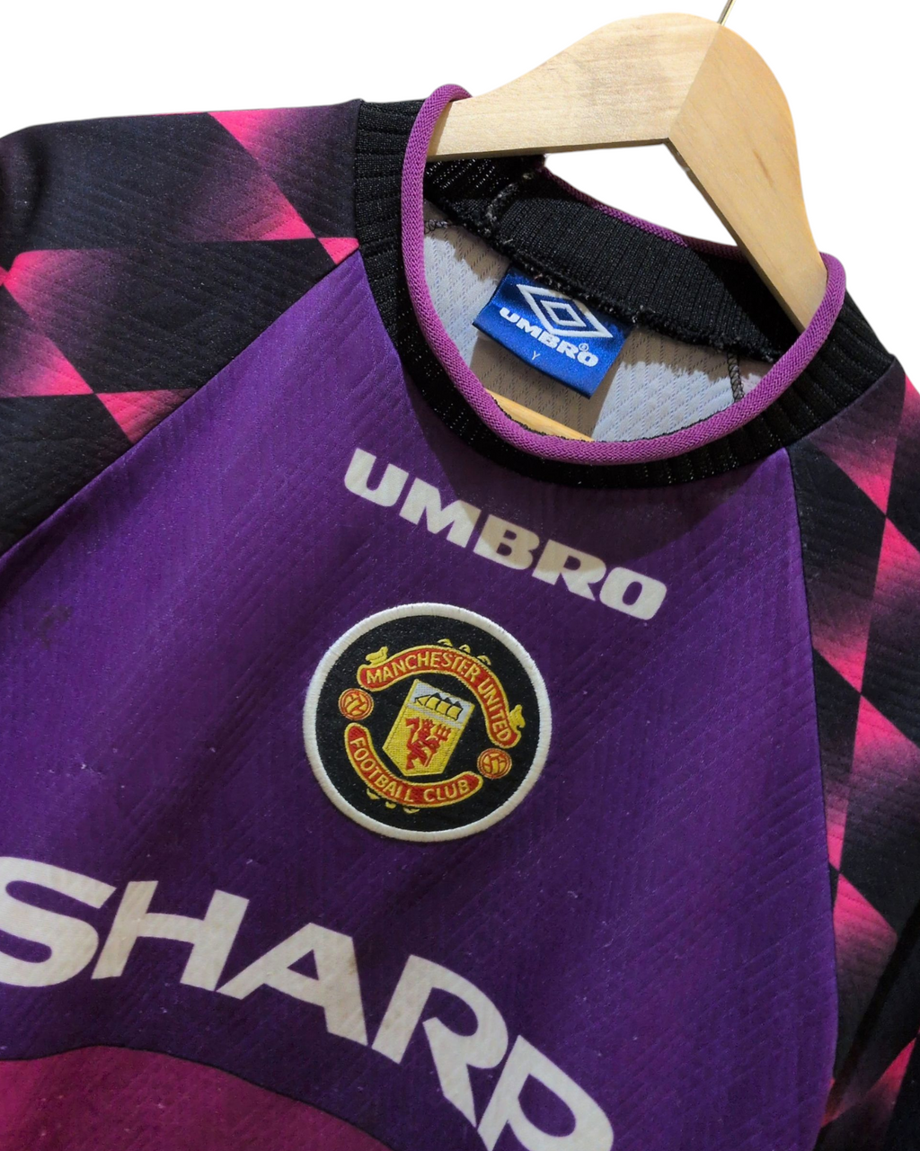1996-97 Manchester United Umbro Goalkeeper L/S Shirt - (Y)