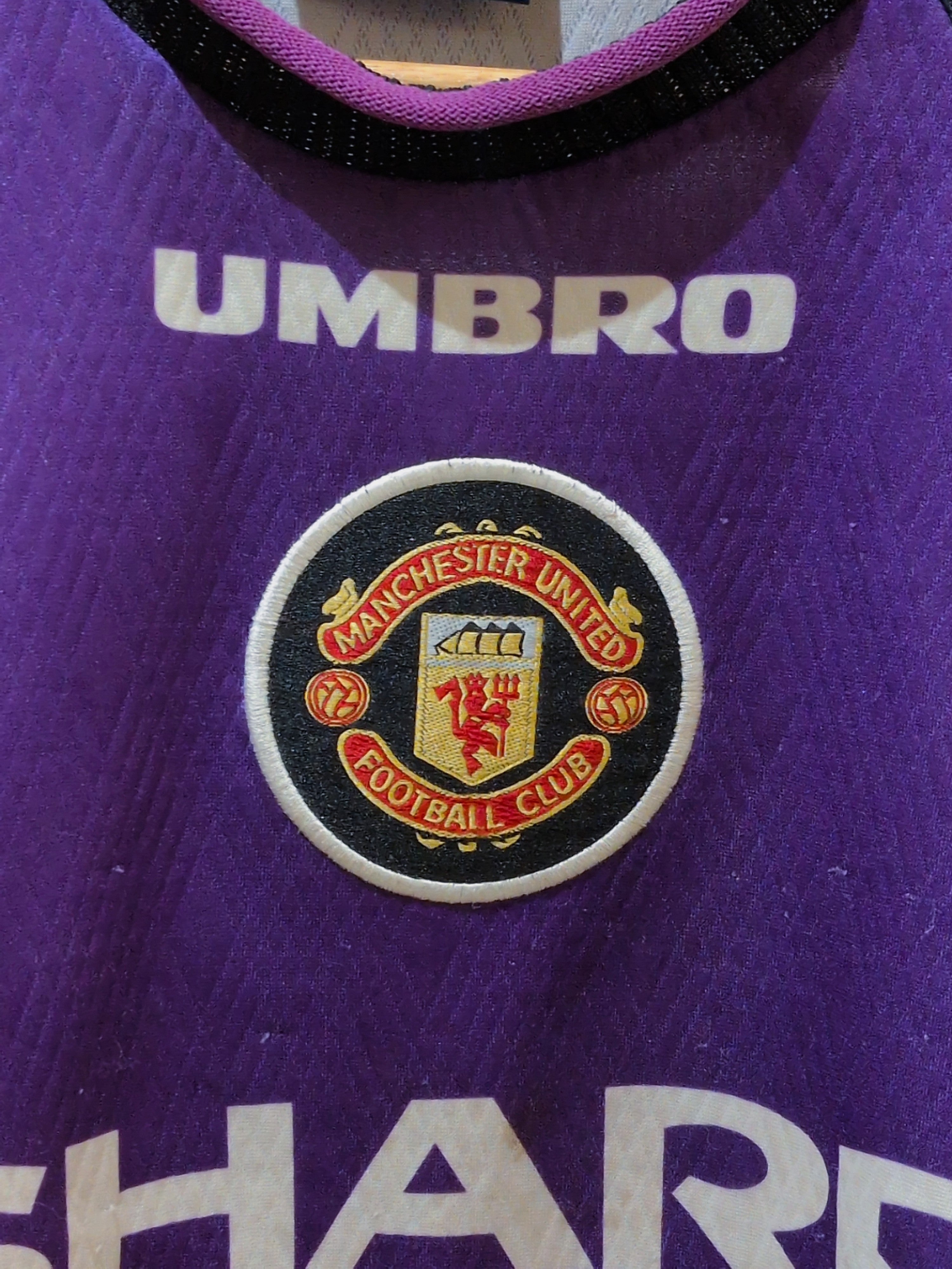 1996-97 Manchester United Umbro Goalkeeper L/S Shirt - (Y)
