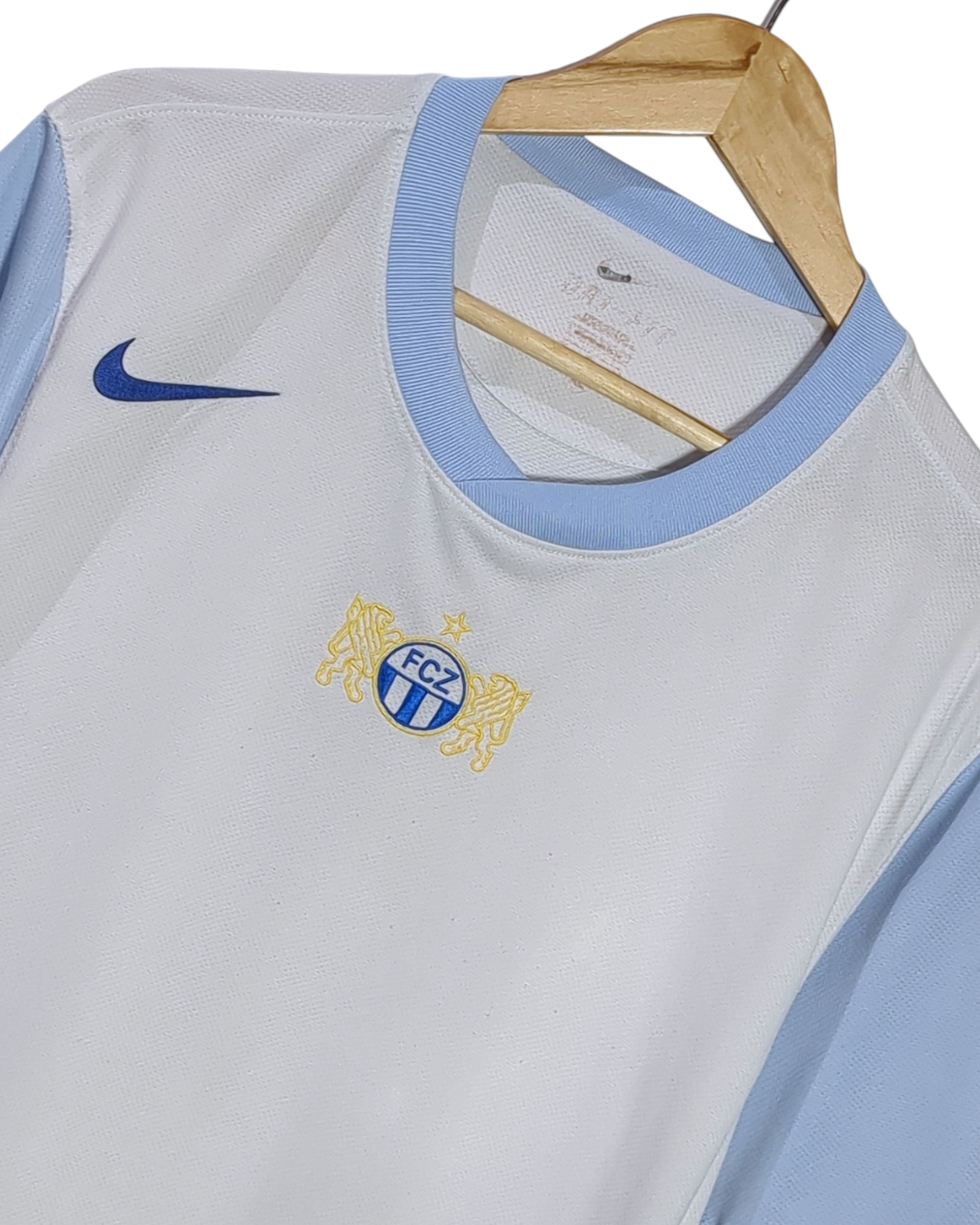 2011-13 FC Zurich Nike Home Shirt - (L)