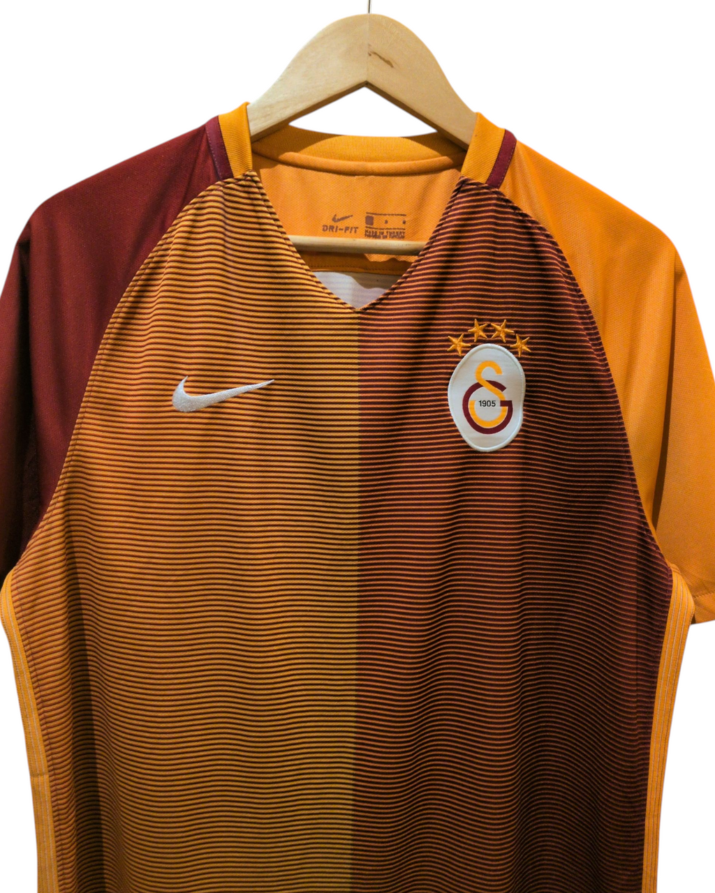 2016-17 Galatasaray Nike Home Shirt #10 Sneijder - (L)