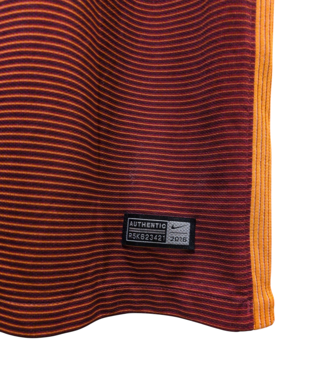 2016-17 Galatasaray Nike Home Shirt #10 Sneijder - (L)