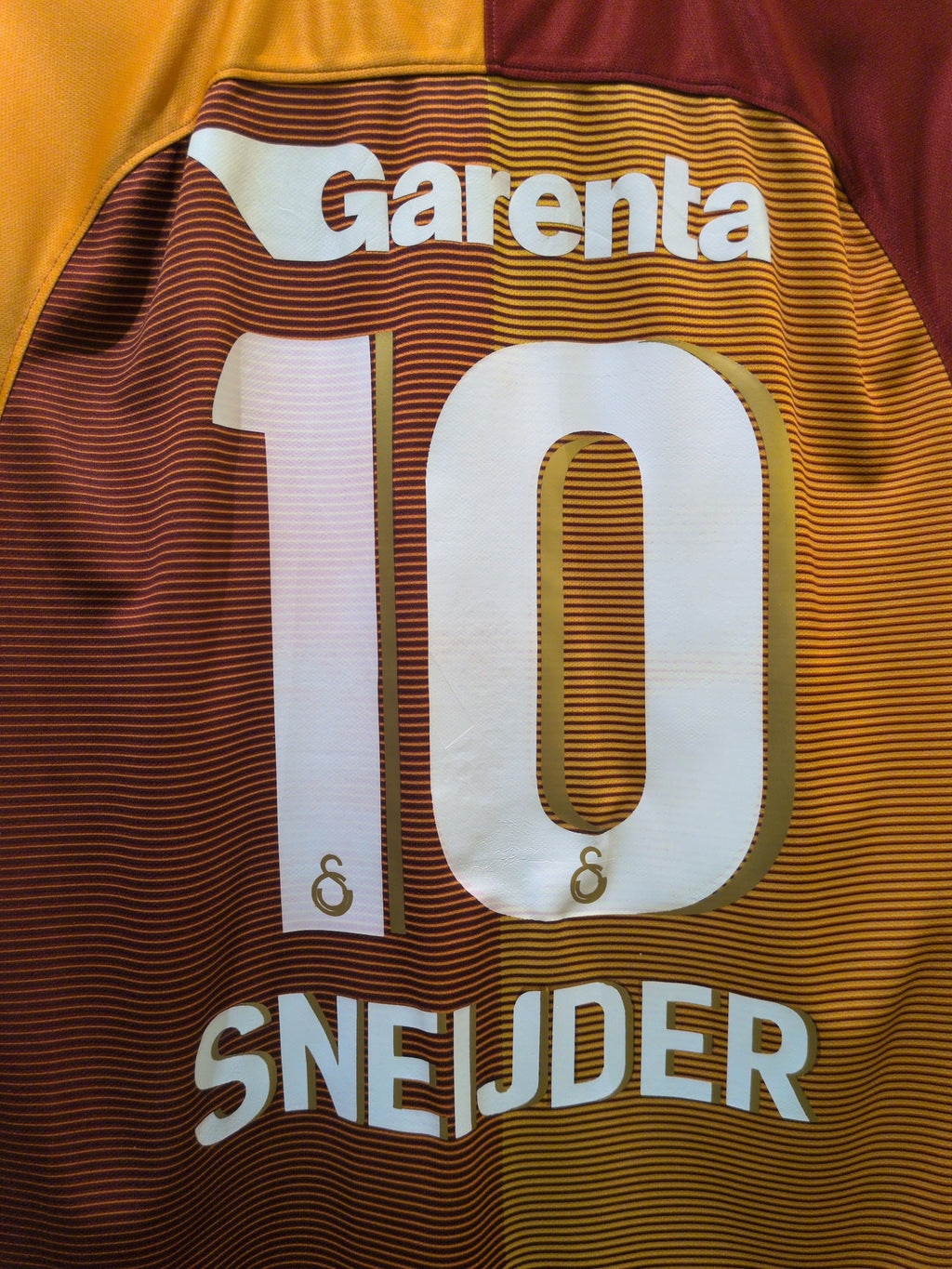 2016-17 Galatasaray Nike Home Shirt #10 Sneijder - (L)
