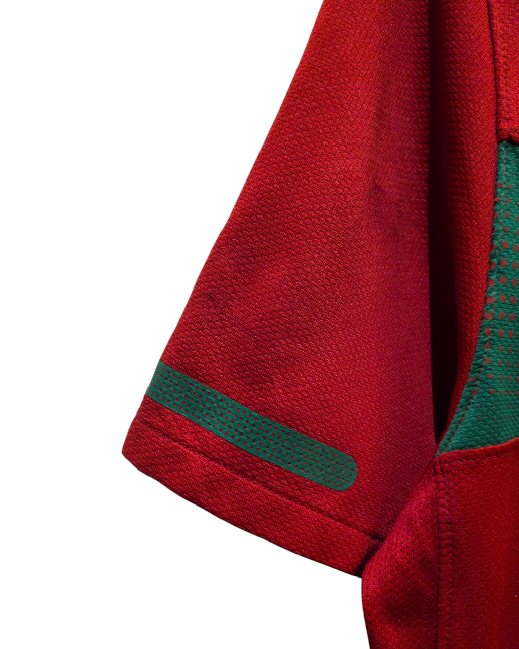 2010-11 Portugal Nike Home Shirt #7 Ronaldo - (M)