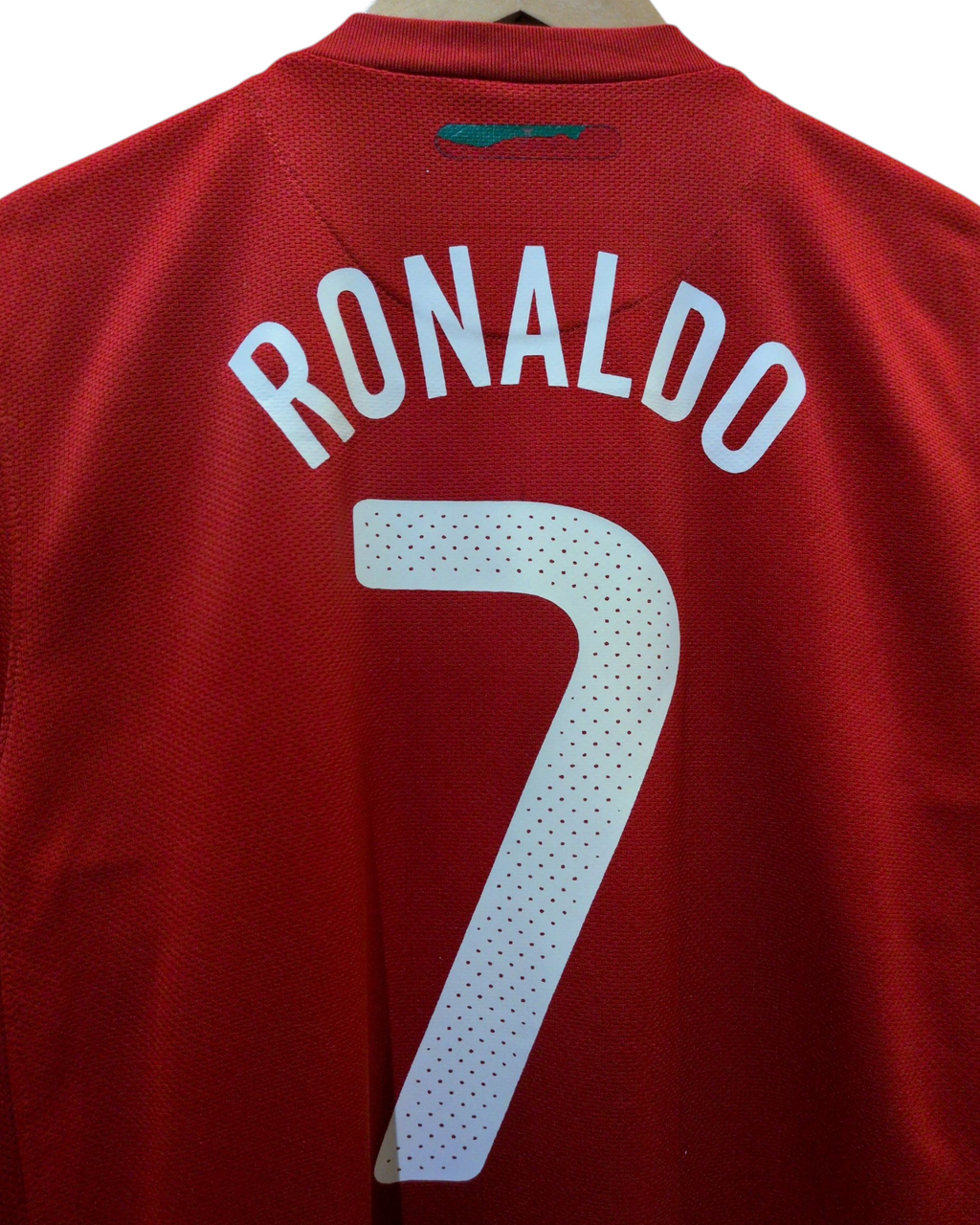 2010-11 Portugal Nike Home Shirt #7 Ronaldo - (M)