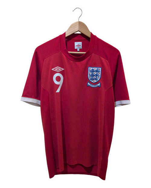 2010-11 England Umbro Away Shirt #9 Crouch - (M)