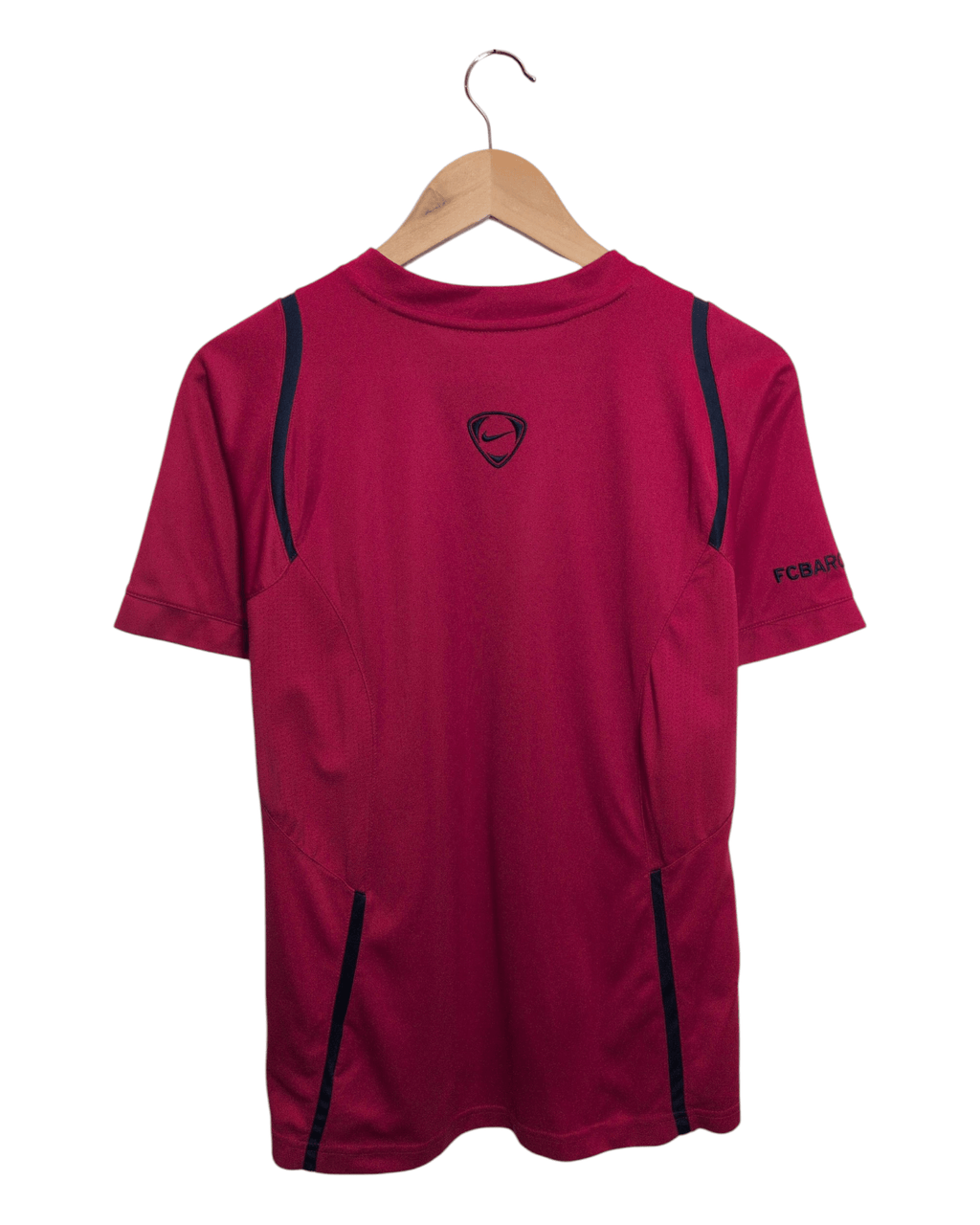 2006-07 Barcelona Nike Training Shirt - (XL.Boys)