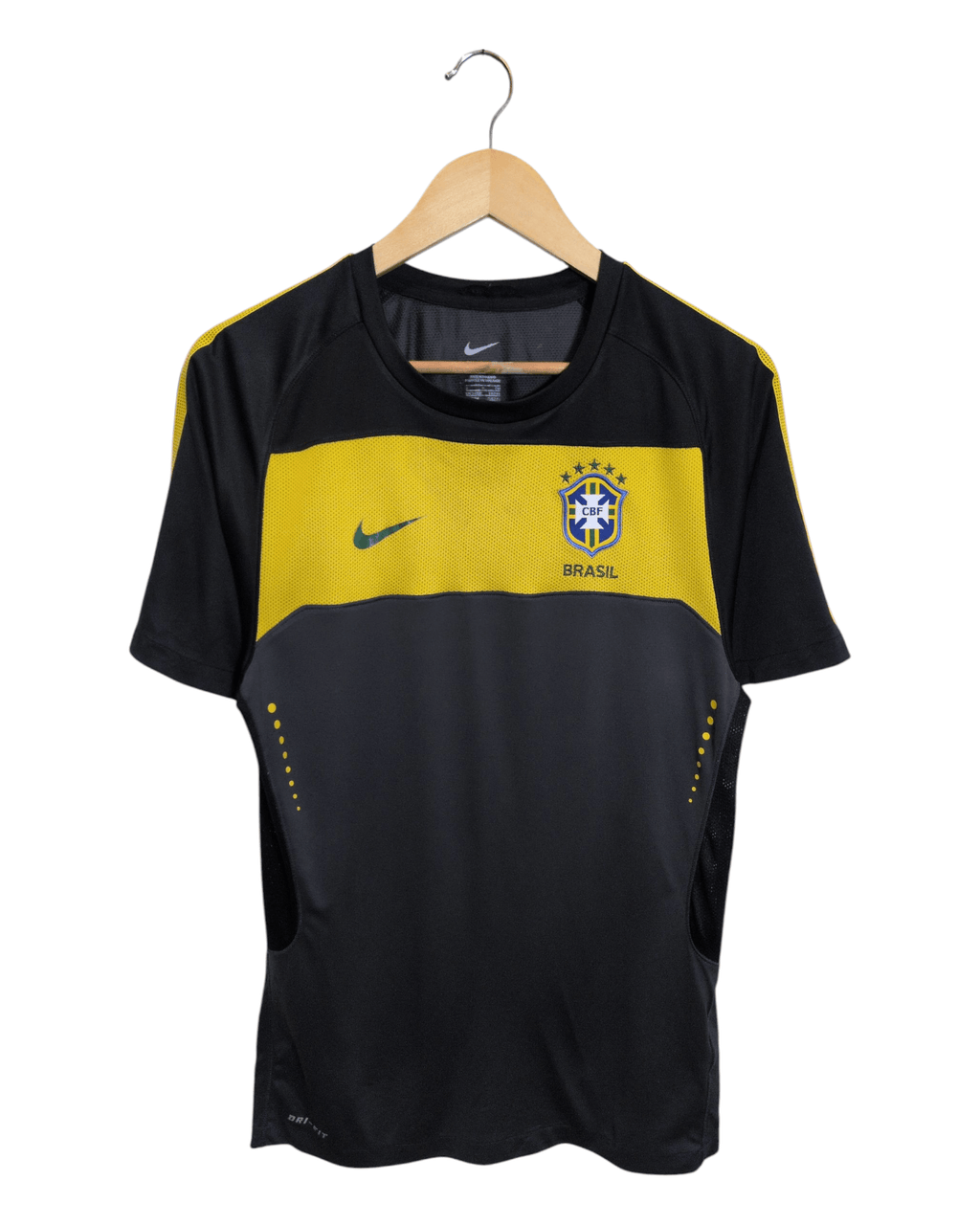 2010-11 Brazil Nike Training Shirt - (M)