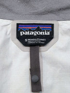Patagonia W's Torrentshell Jacket - (M)