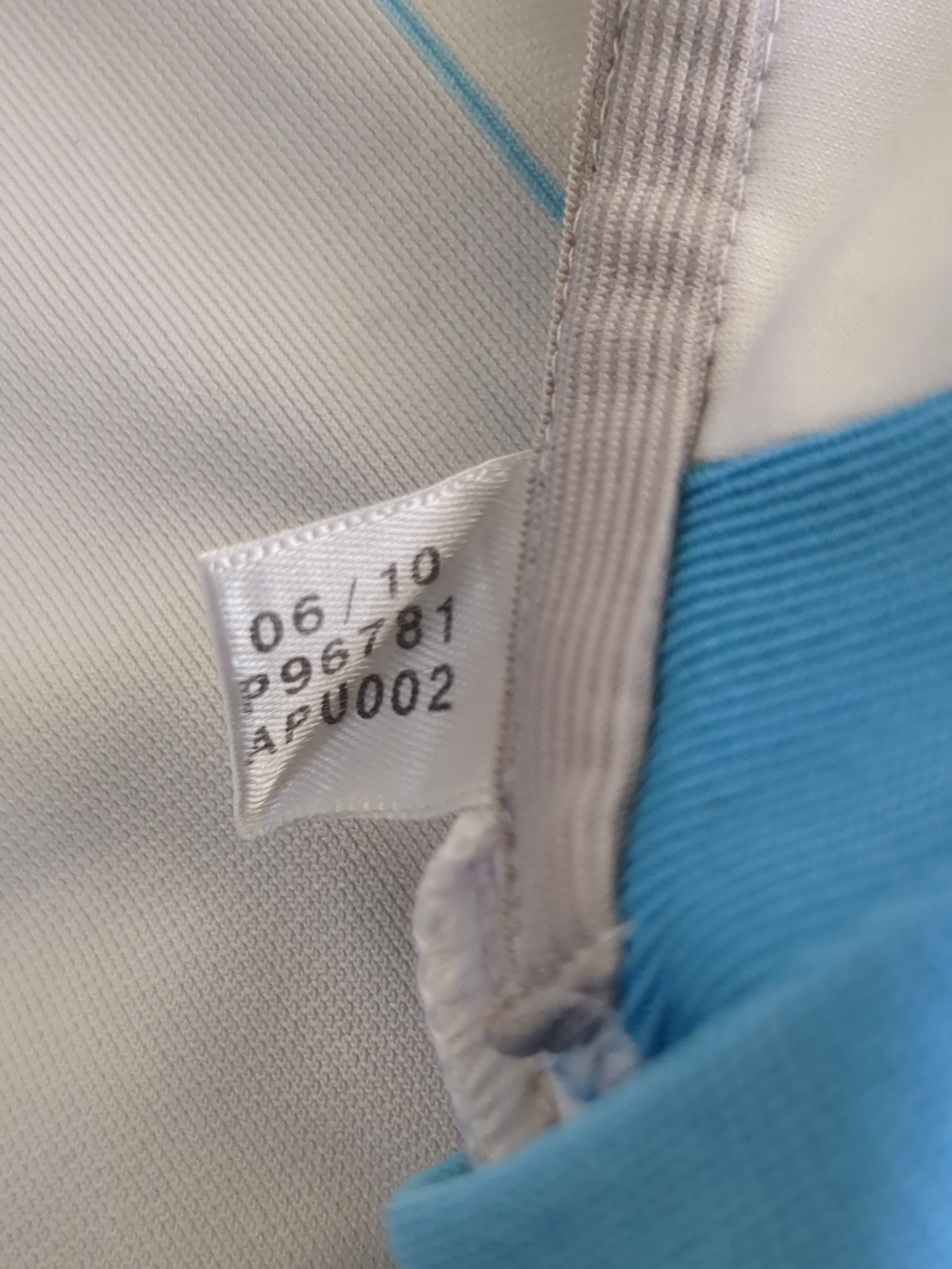 2010-11 Adidas Olympique Marseille Home Shirt #8 Lucho - (XS)