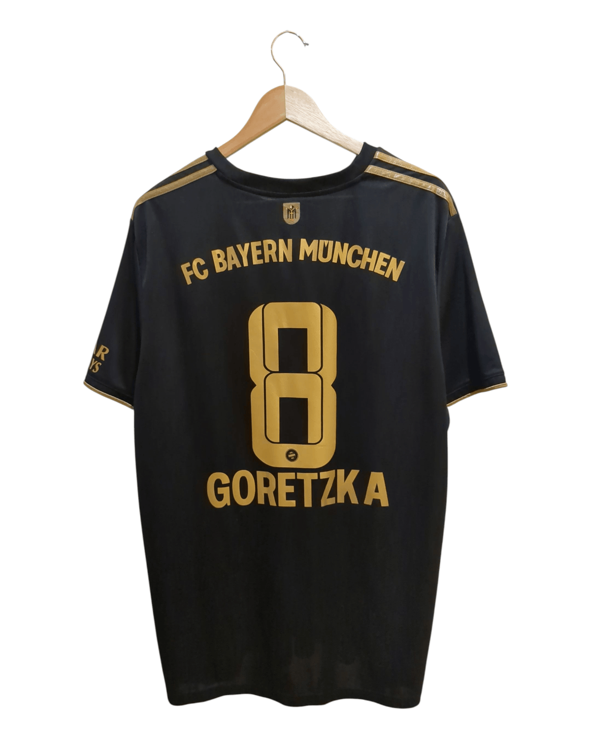 2021-22 Bayern Munich Adidas Away Shirt #8 Goretzka - (XL)
