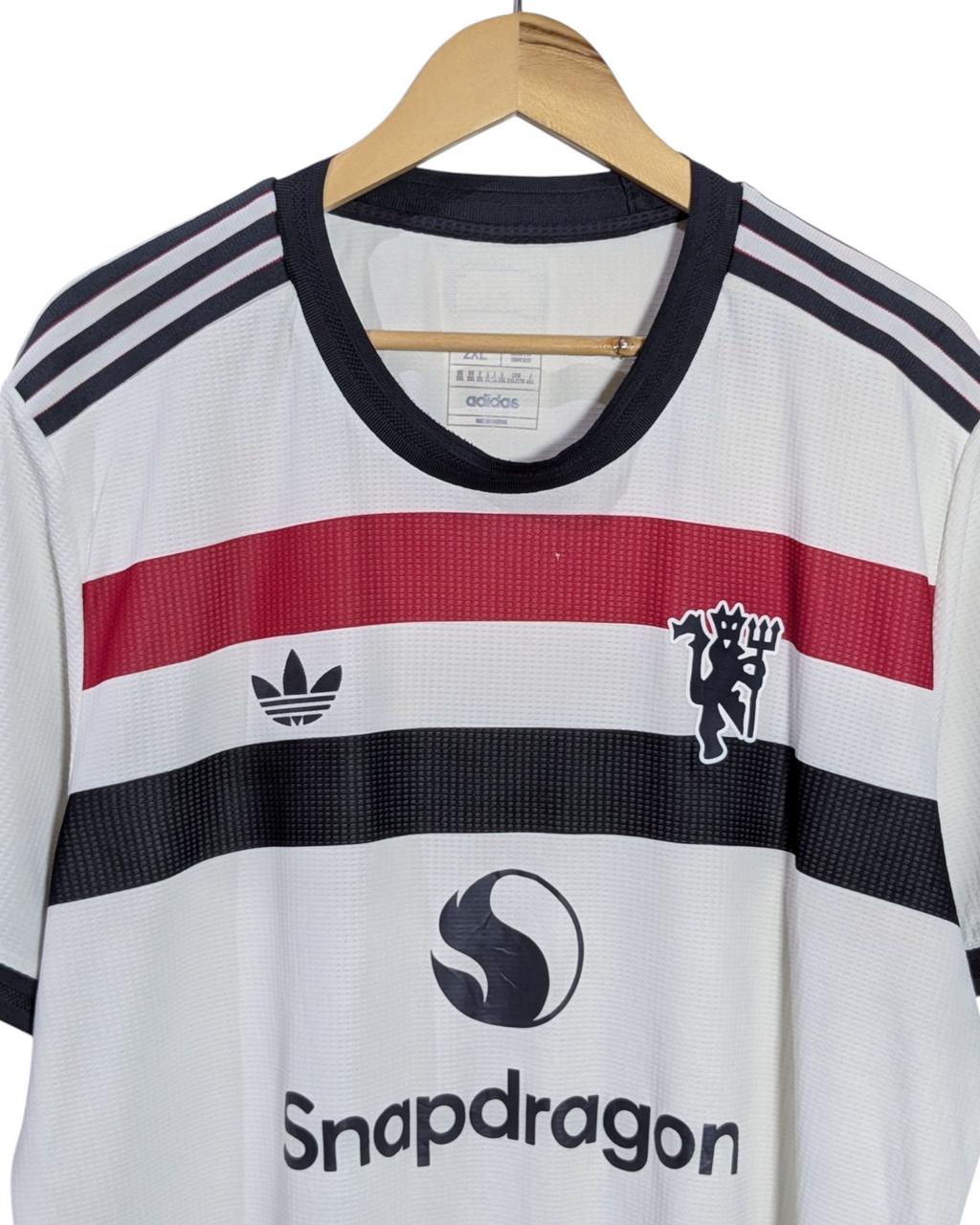 2024-25 Manchester United Adidias Authentic Third Shirt - (XL)