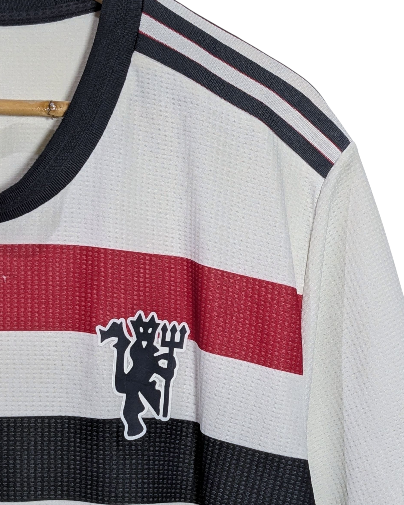 2024-25 Manchester United Adidias Authentic Third Shirt - (XL)
