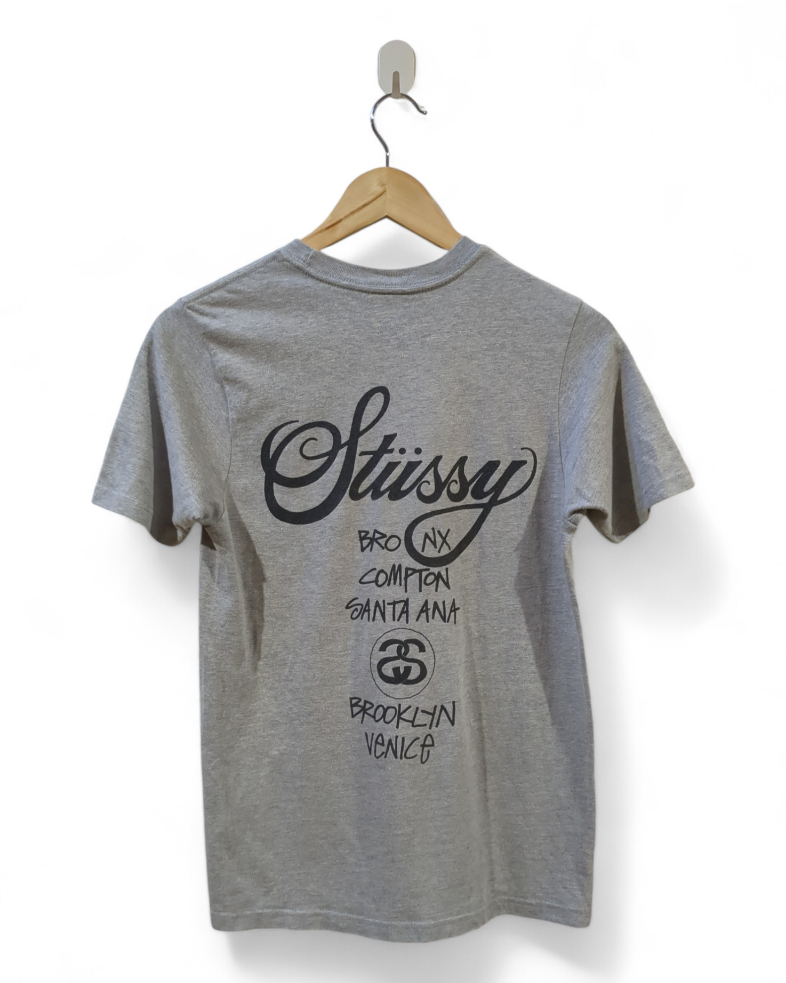 ☆ STUSSY WORLD TOUR TEE ☆ Stussy World Tour Tee Moss Men's - SS24 - US