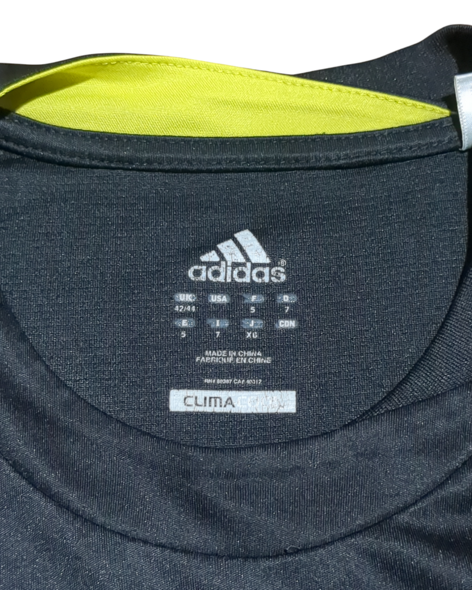 2011-12 Adidas Liverpool Training Shirt - (M)