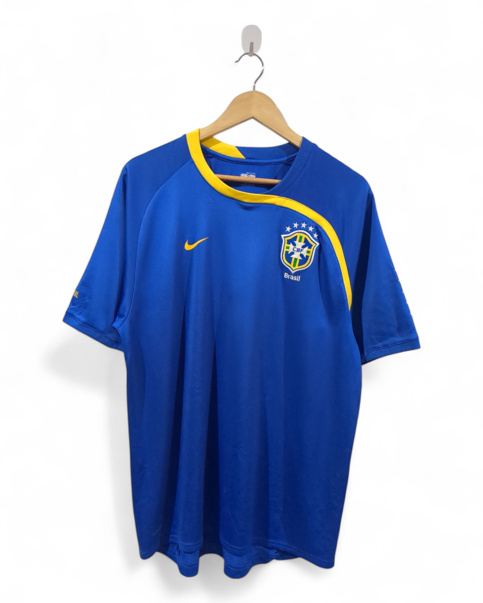 2008-09 Nike Brazil Training Shirt - (L)