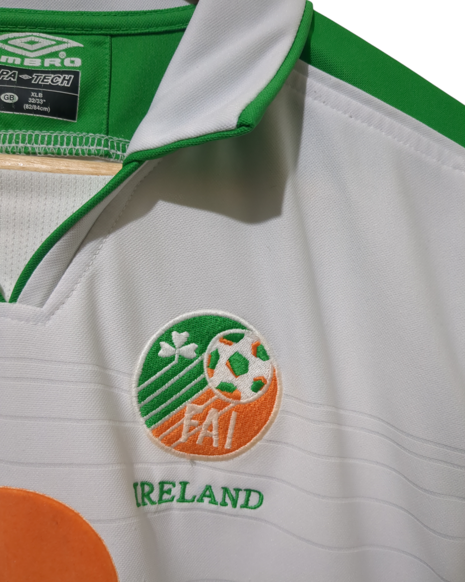 2003-05 Umbro Ireland Away Shirt - (M)
