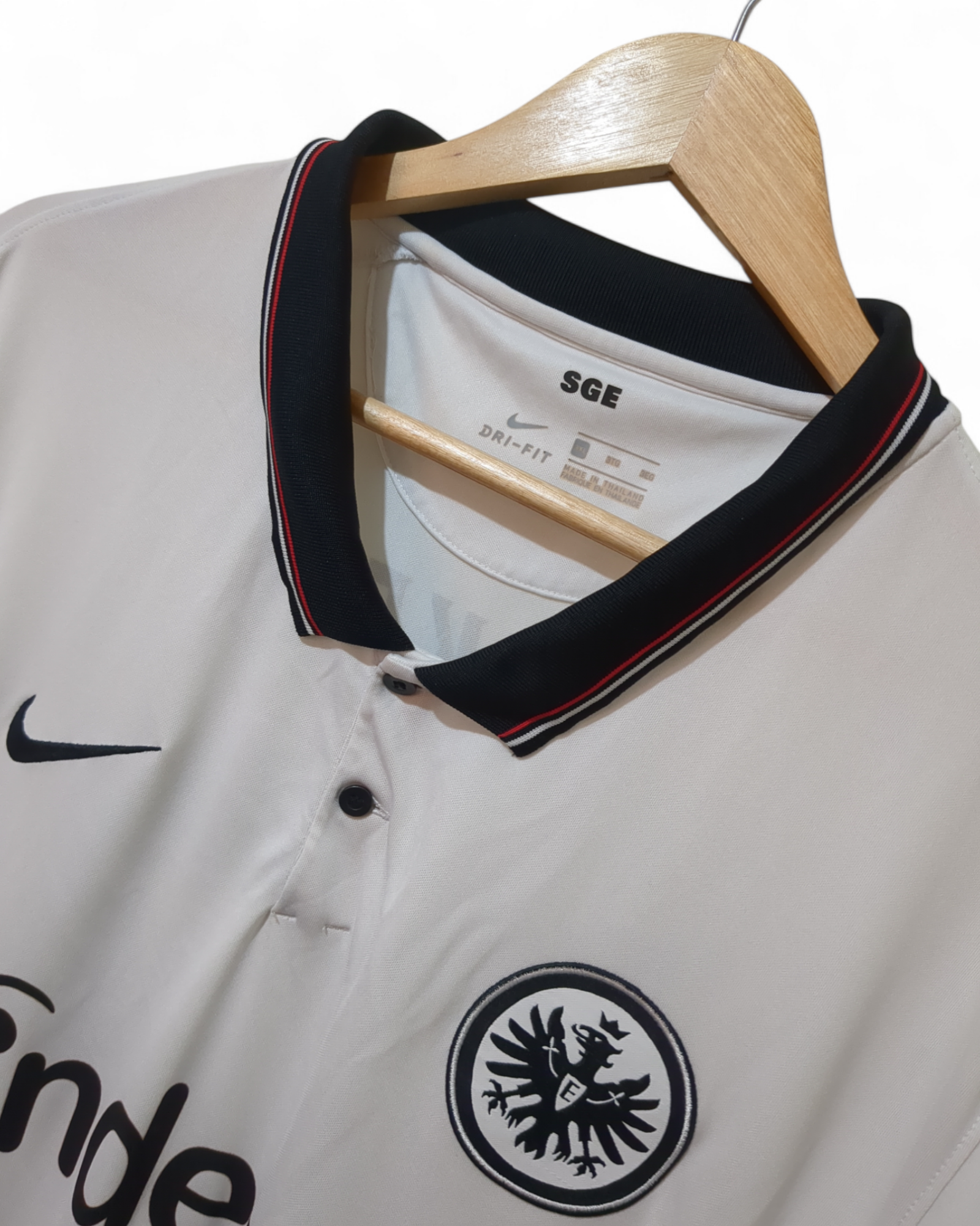 2020-21 Nike Eintracht Frankfurt #22 Away Shirt - (XL)