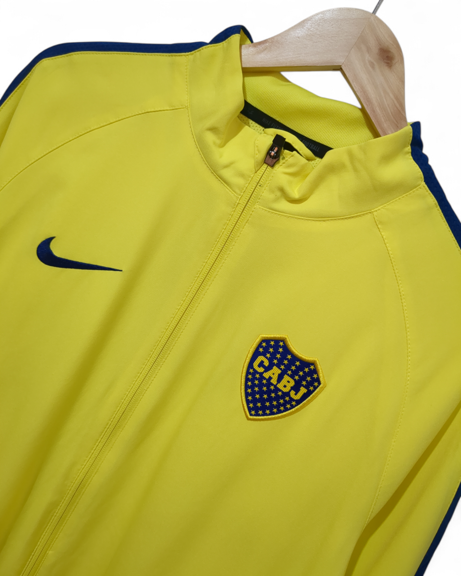 2016-17 Nike Boca Juniors Track Jacket - (L)