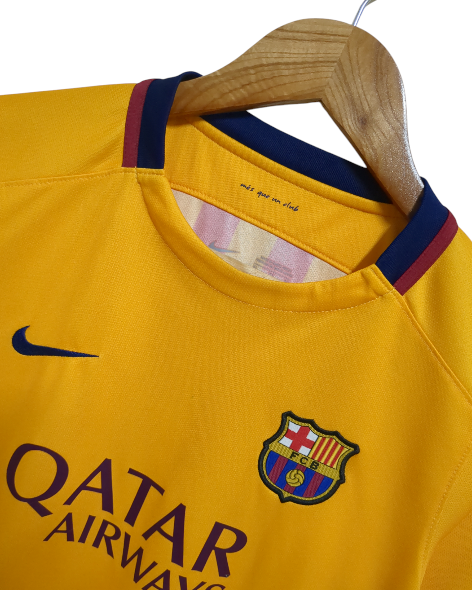 2015-16 Nike Barcelona Away Shirt - (S)