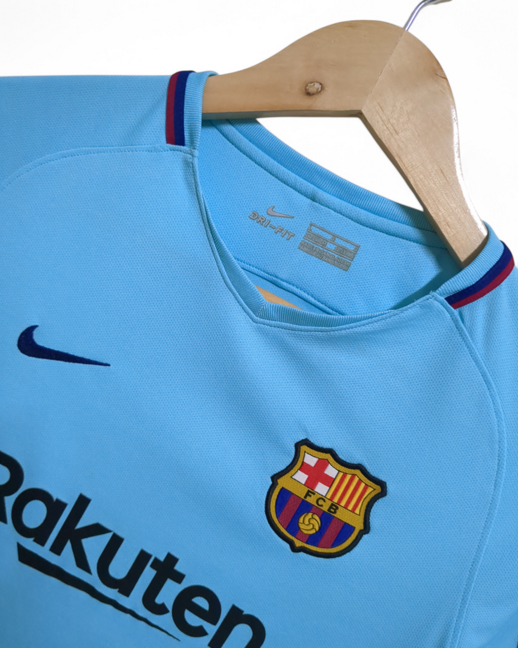 2017-18 Nike Barcelona Away Shirt - (S)