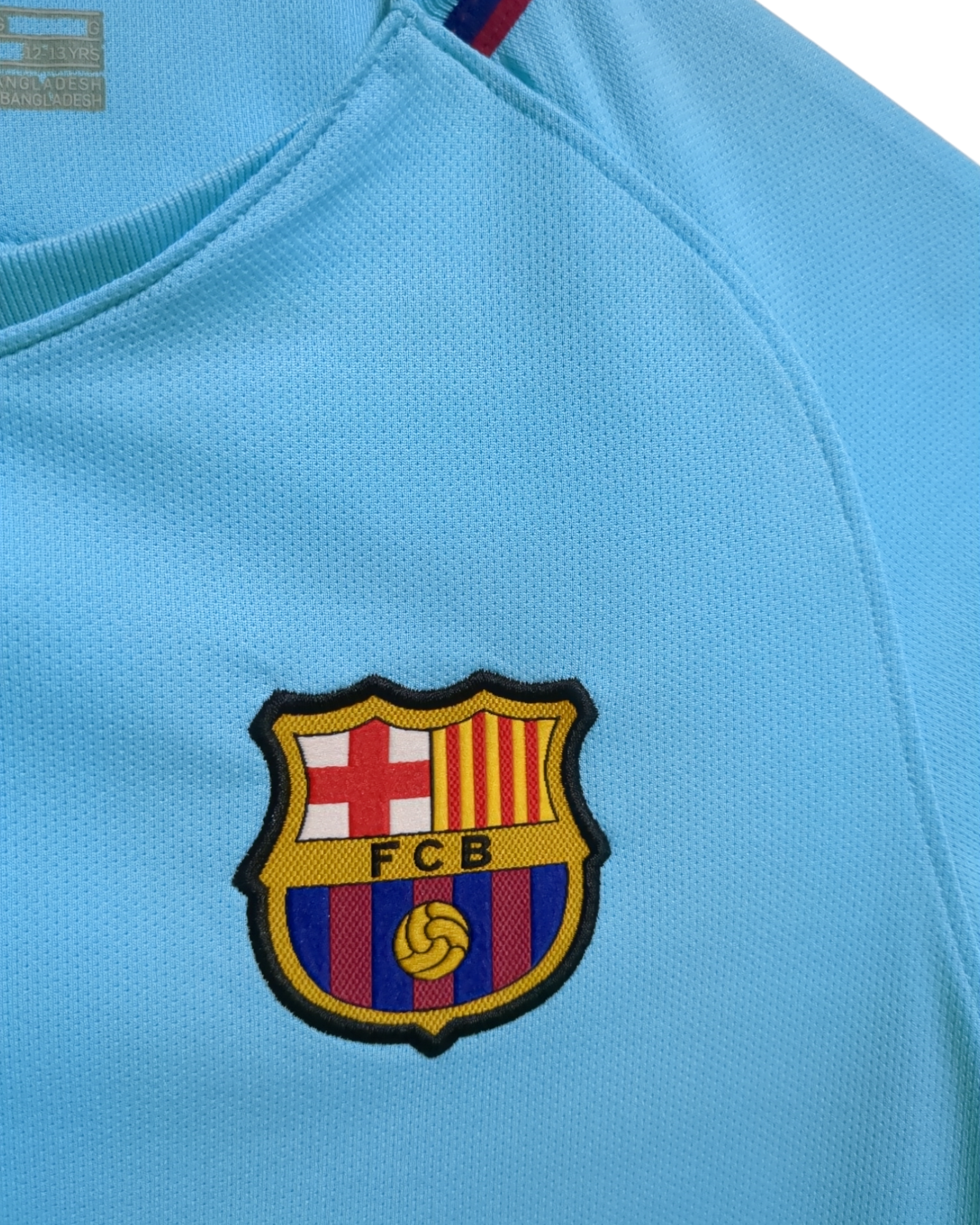 2017-18 Nike Barcelona Away Shirt - (S)