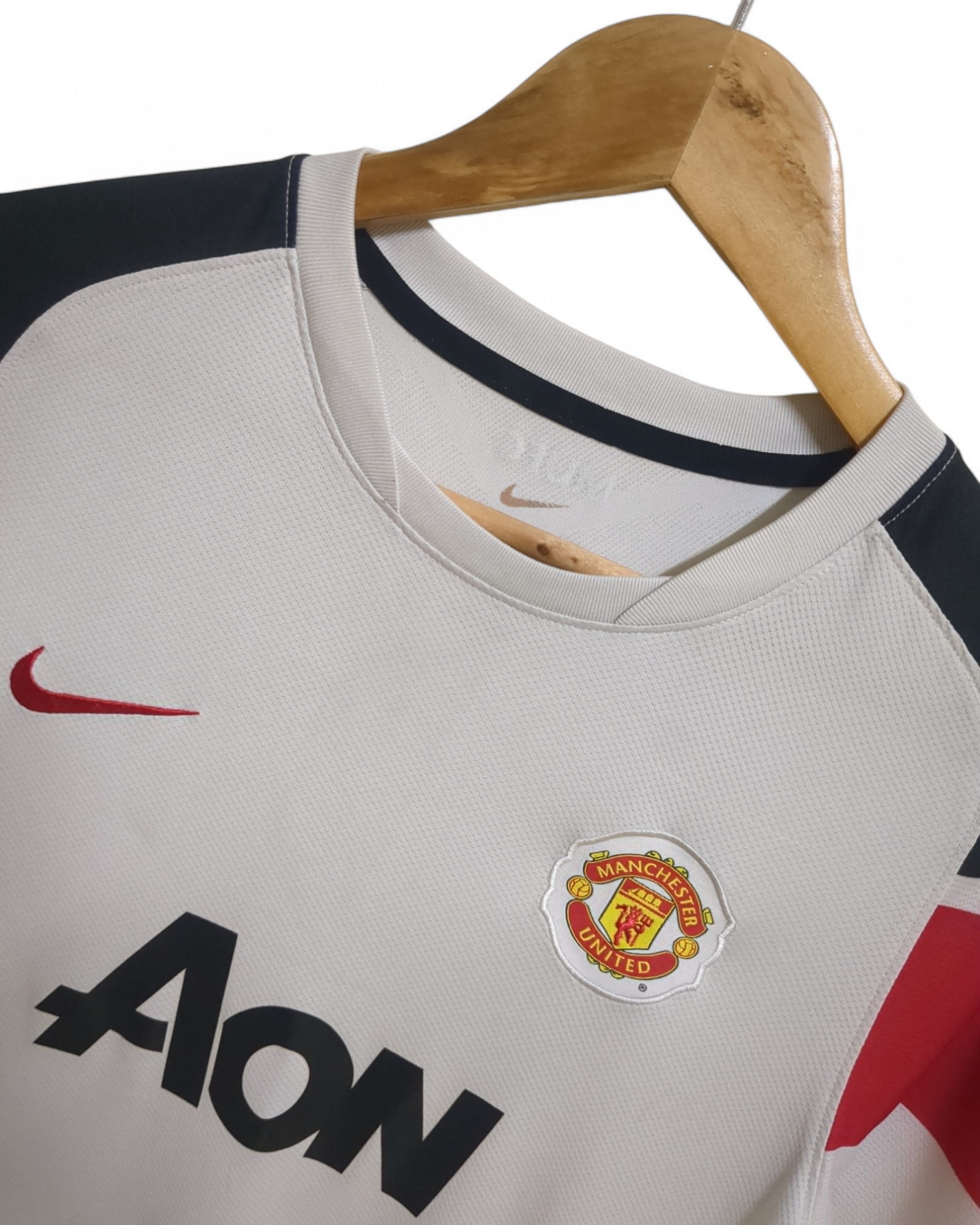 2010-11 Nike Manchester United Away Shirt - (S)