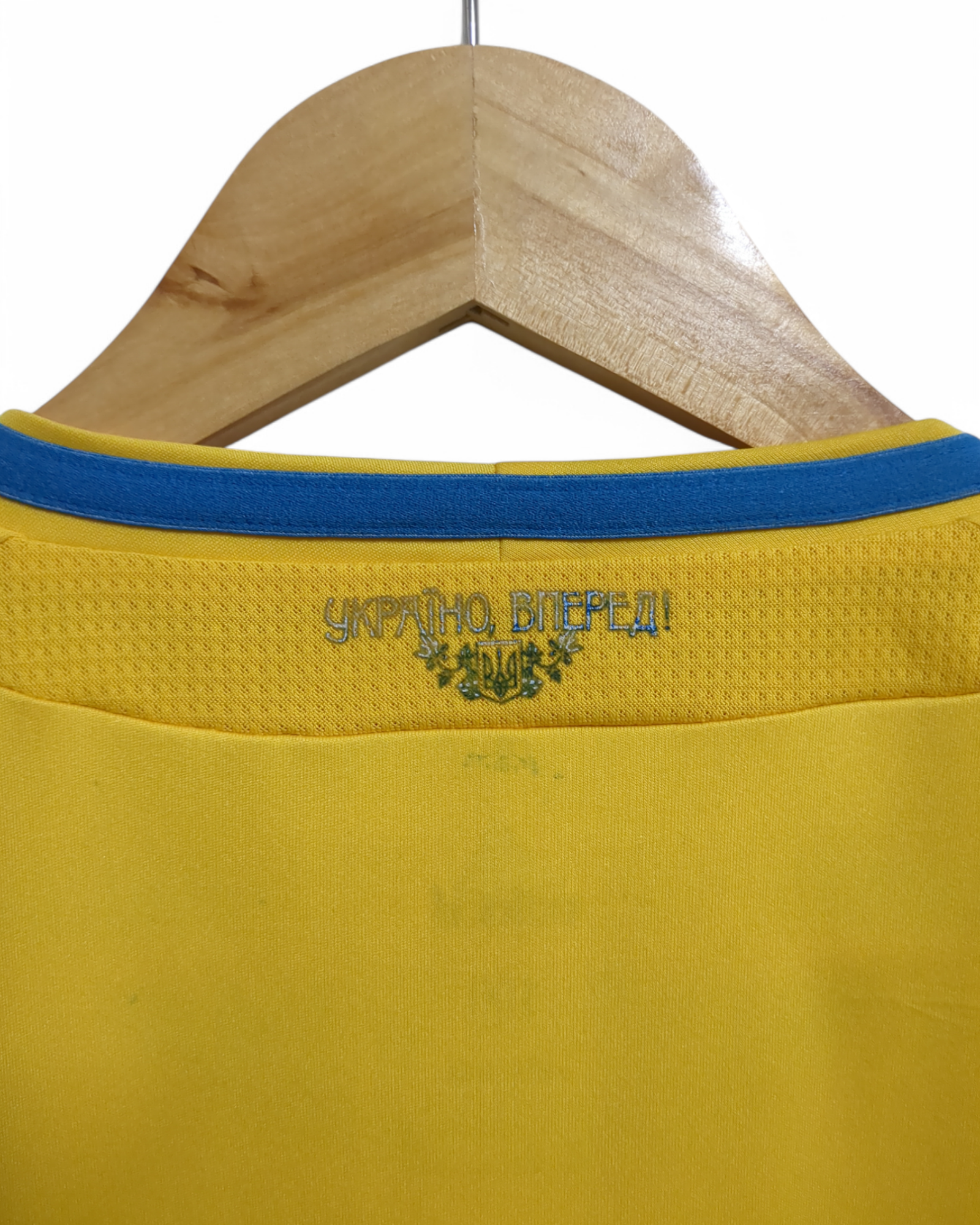 2011-13 Adidas Ukraine Home Shirt - (M)